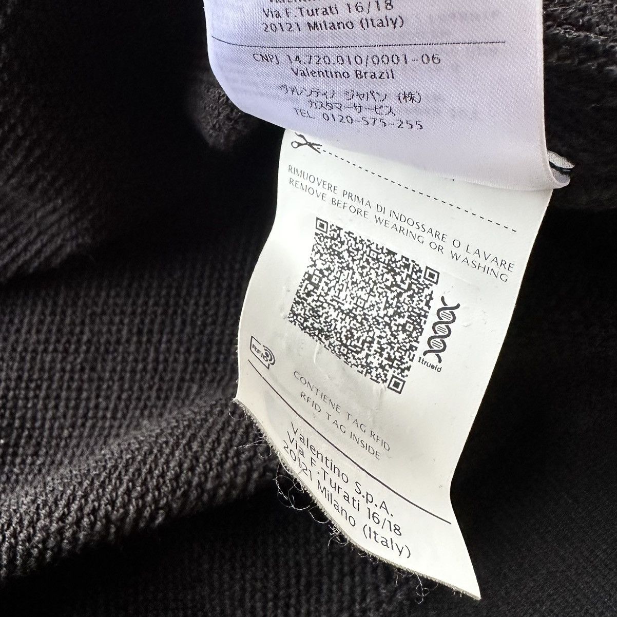 Valentino Valentino Men’s Crew Neck Sweatshirt Spell Out AOP Size US S / EU 44-46 / 1 - 4 Thumbnail