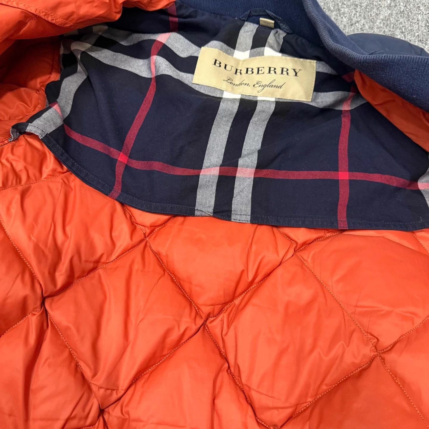 Burberry Burberry navy blue check down jacket M 99 new Size US M / EU 48-50 / 2 - 4 Thumbnail