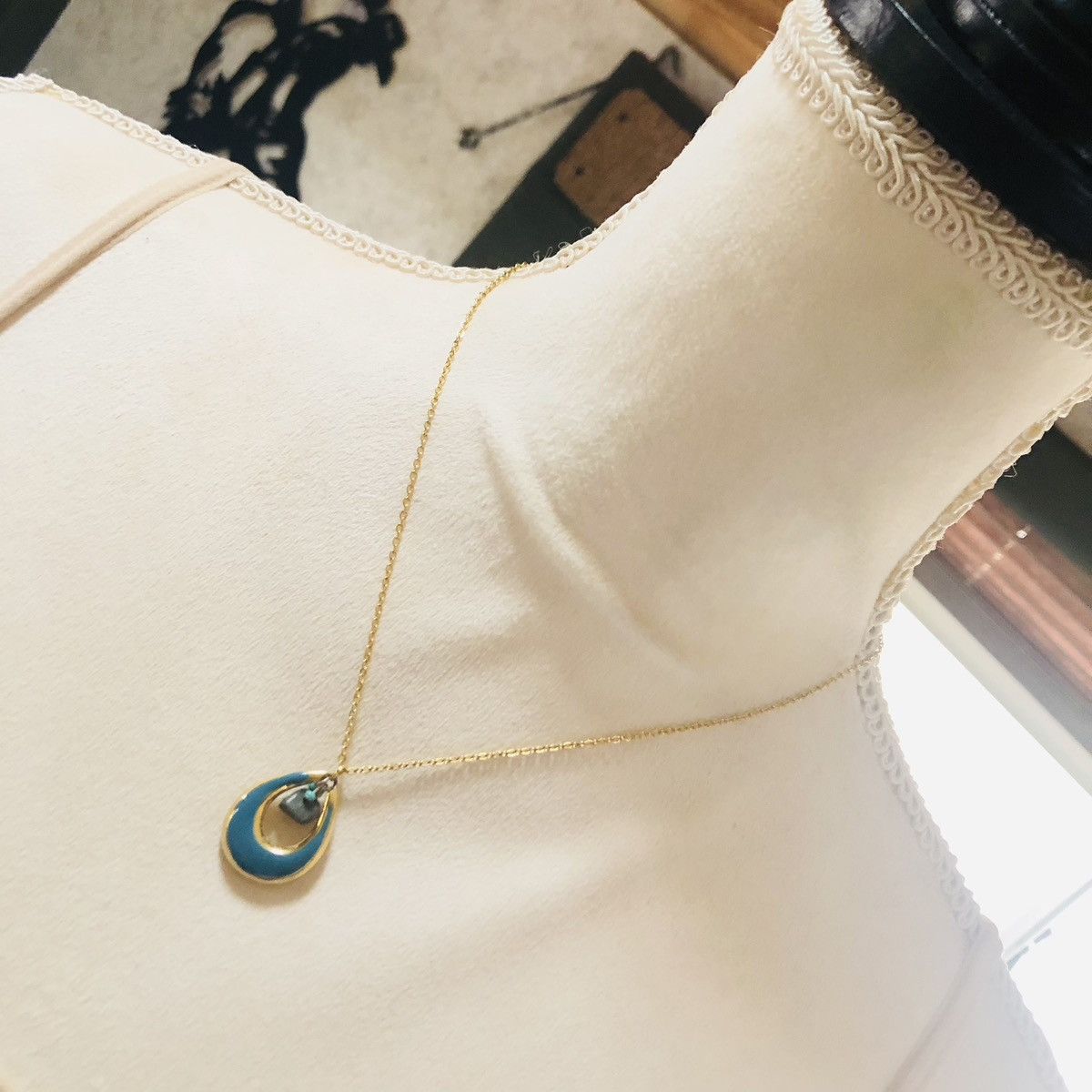 Handmade Handcrafted vintage turquoise enamel basalt rock necklace Size ONE SIZE - 1 Thumbnail