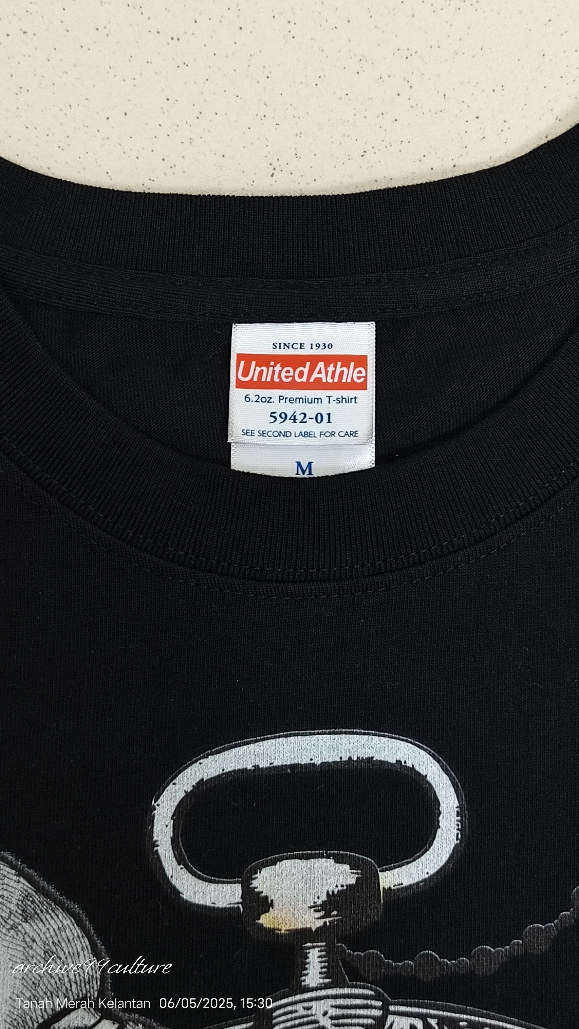 Other Alice in Bside Label by Akira Sasaki limited edition tee Size US M / EU 48-50 / 2 - 5 Thumbnail