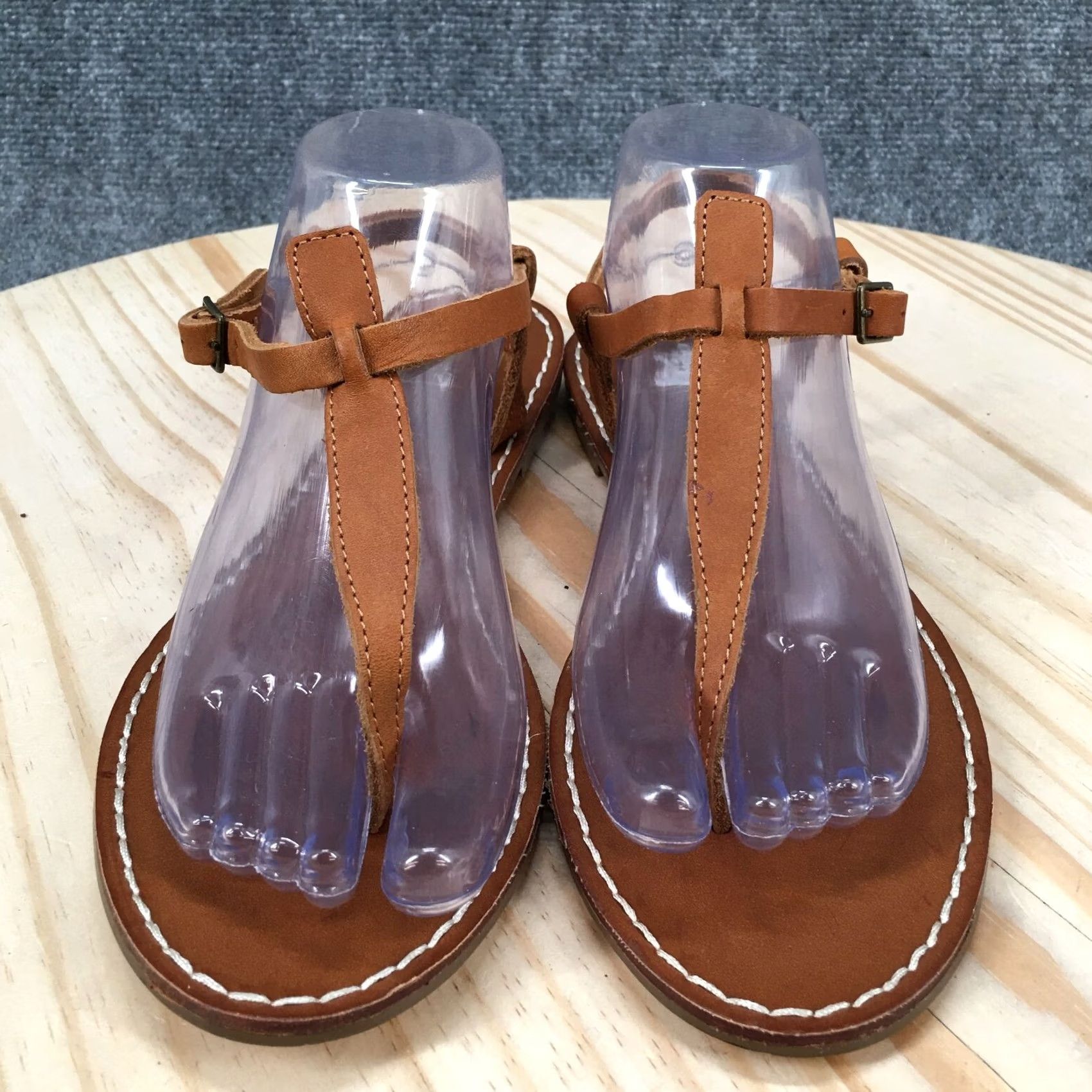 Gap GAP Sandals Womens 8.5 Natural T Strap Thong Brown Leather Buckle Casual Womens Size US 9 / IT 39 - 4 Thumbnail