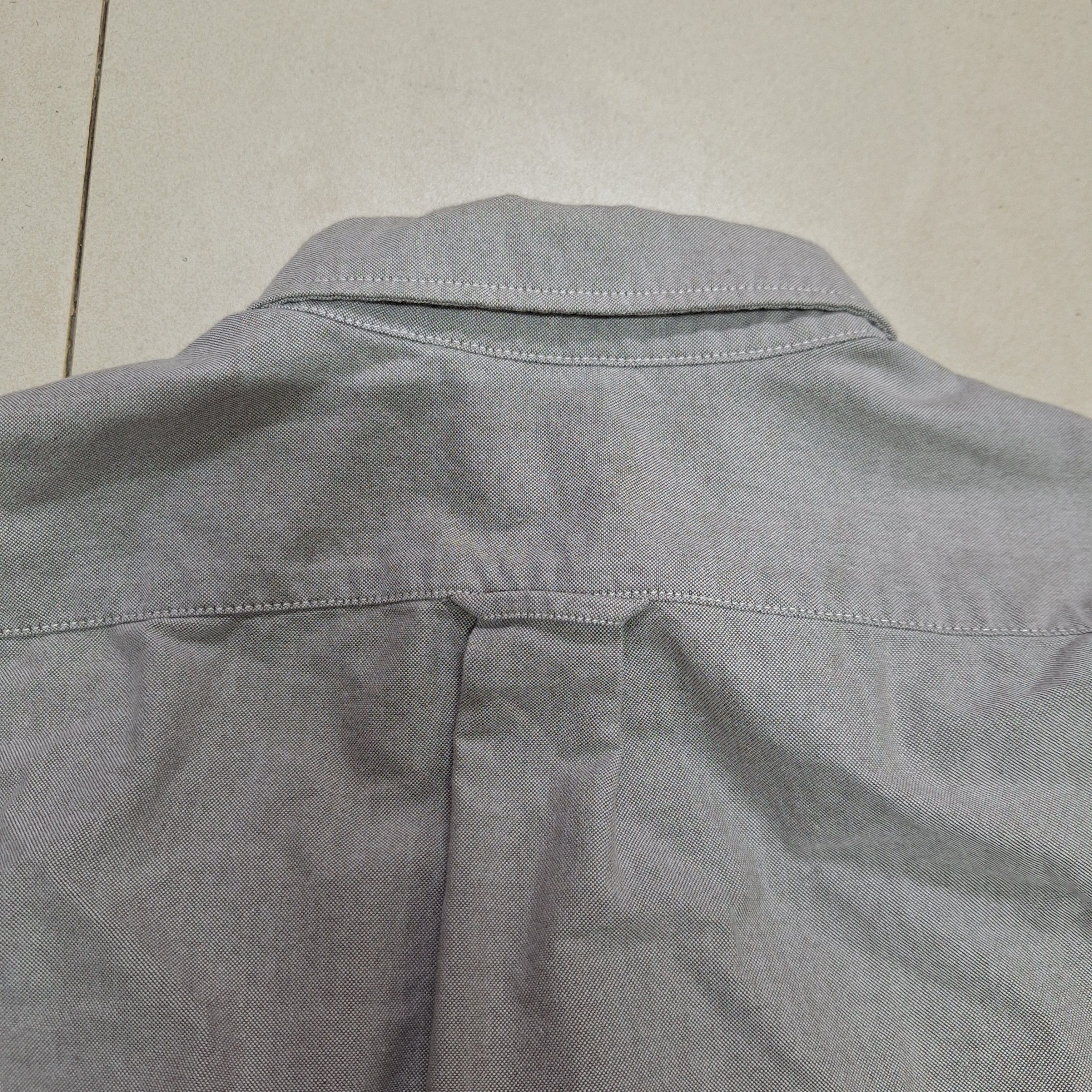 Uniqlo Uniqlo Button Shirt Size US S / EU 44-46 / 1 - 9 Thumbnail