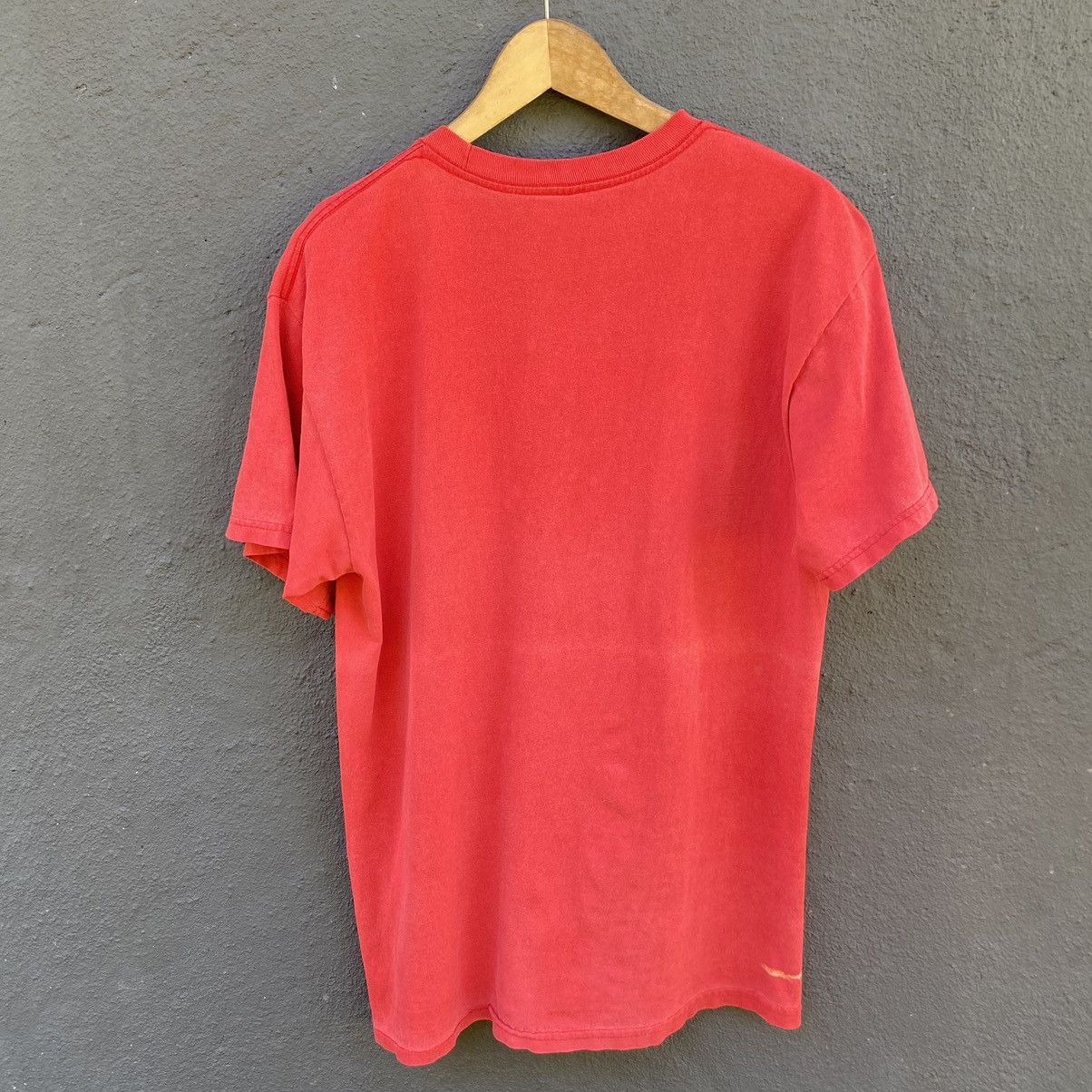 Vintage Thrashed Faded Vintage Y2K Skittles Team ERD GRUNGE TSHIRT Size US L / EU 52-54 / 3 - 5 Thumbnail