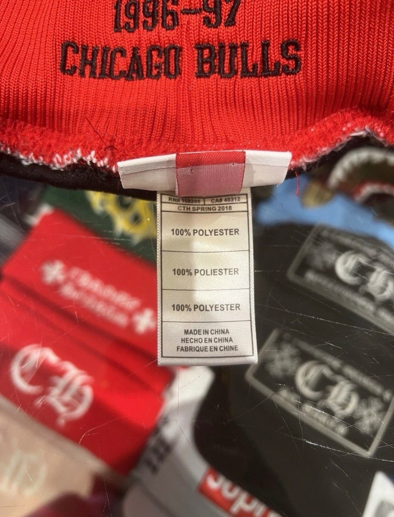 Other Mitchell & Ness 1996-97 Chicago Bulls Shorts Size US 30 / EU 46 - 4 Thumbnail