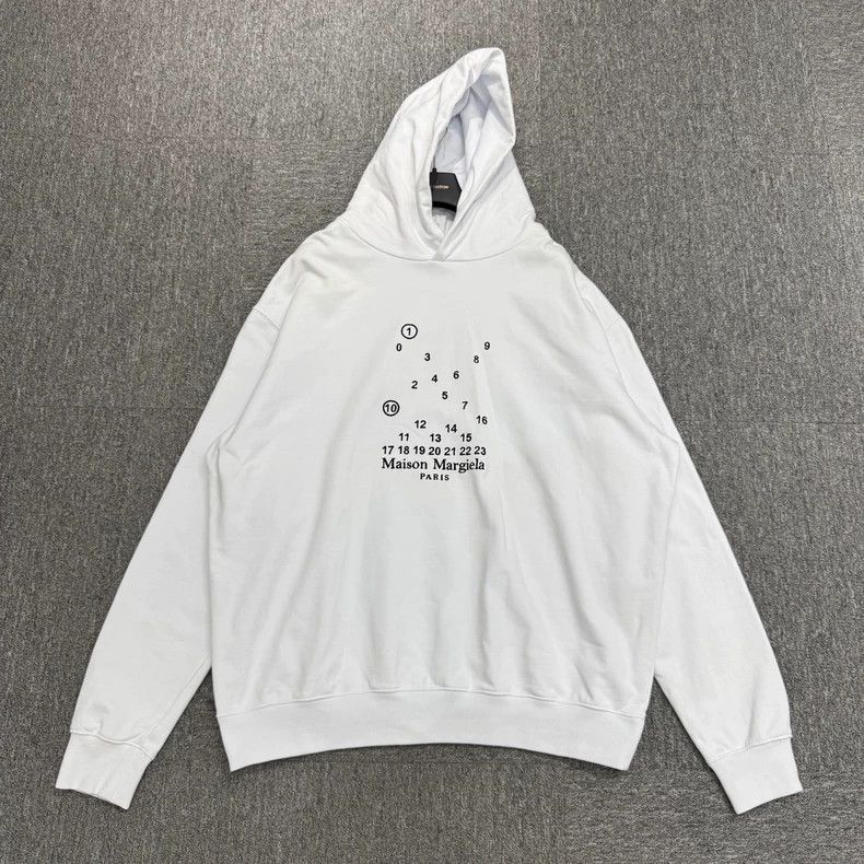 Maison Margiela Maison Margiela Embroidered Letter Hoodie Size US L / EU 52-54 / 3 - 1 Thumbnail