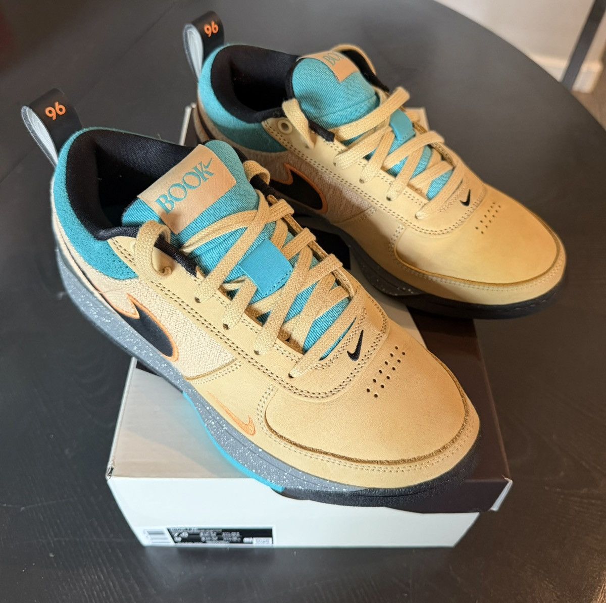 Nike Book 1 Se Size US 7.5 / EU 40-41 - 5 Thumbnail
