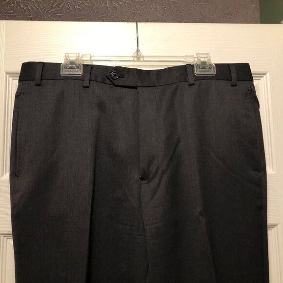 Brooks brothers men's 100%wool dress pants size: 38/32