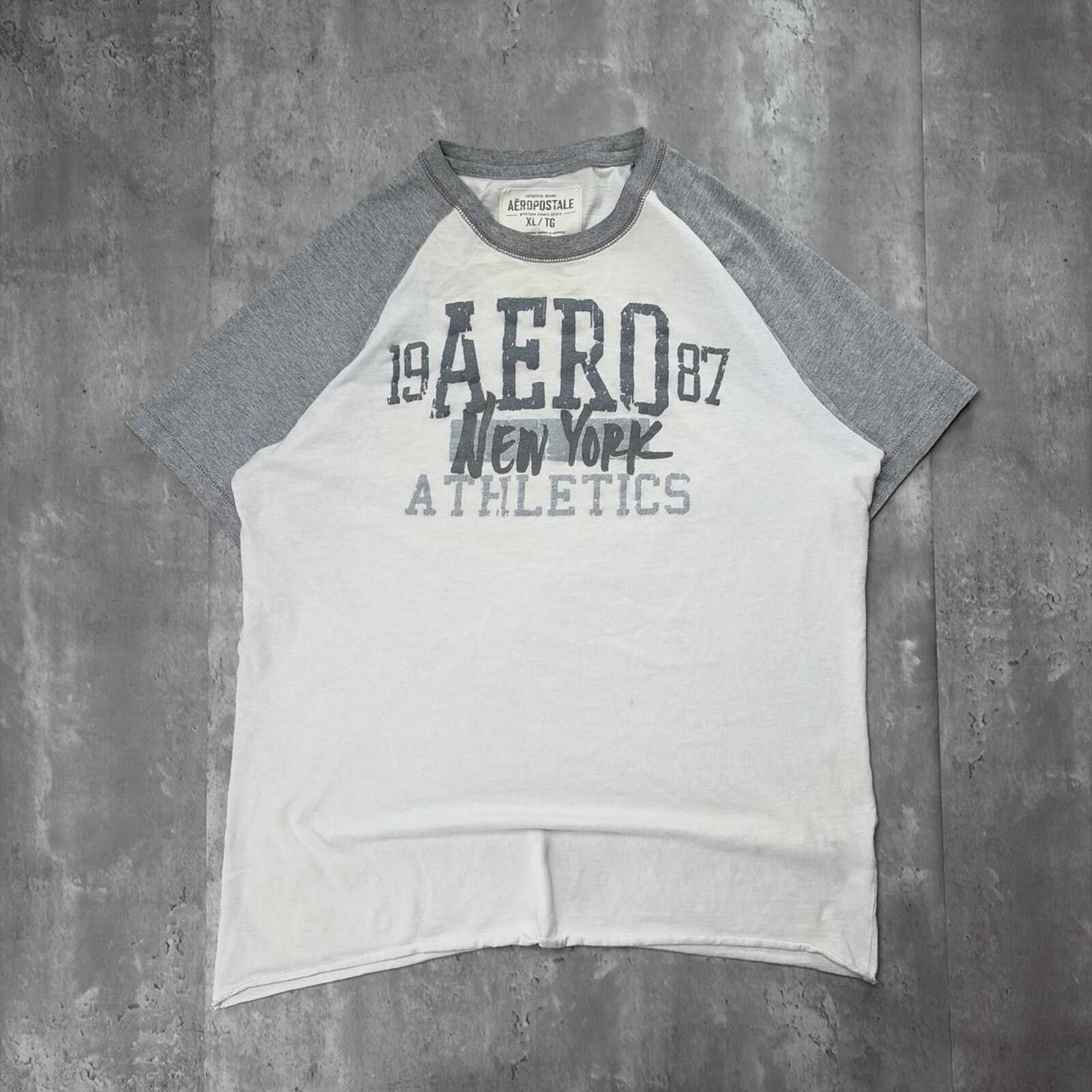 Aeropostale Y2K White Aeropostale Grunge Skater Gothic T-Shirt Size US XL / EU 56 / 4 - 1 Thumbnail
