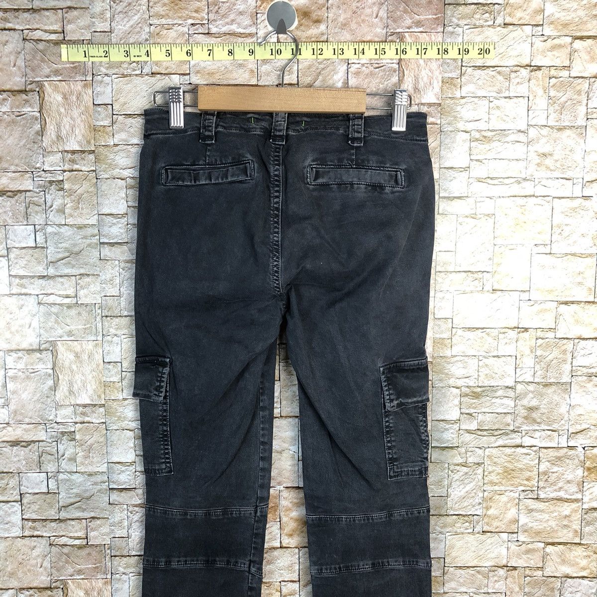 Japanese Brand Japanese Brand Black Cargo Multipocket Pants #A444 Size 26" / US 2 / IT 38 - 17 Thumbnail