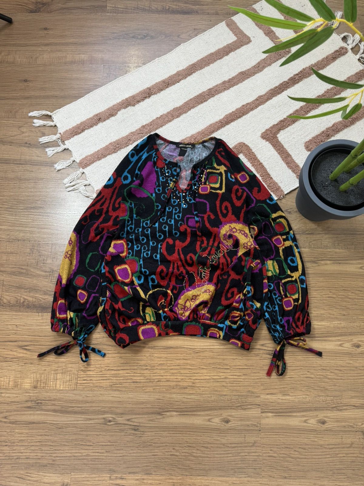 Roberto Cavalli VINTAGE ROBERTO CAVALLI 2000s PRINTED SWEATSHIRT Size S / US 4 / IT 40 - 1 Thumbnail