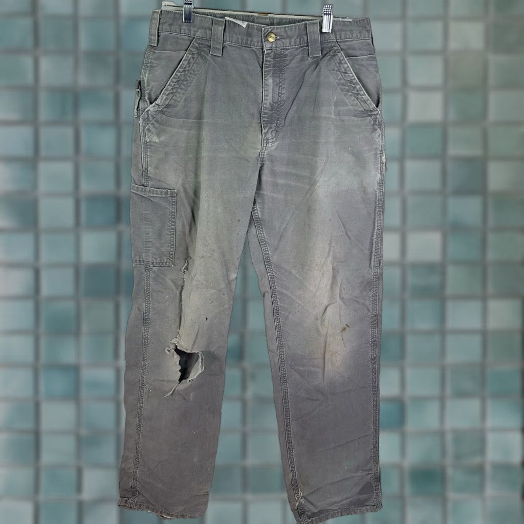 Carhartt VINTAGE Carhartt Jeans Denim B151 32x34 Gray US 90s Logo Mens Regular Relaxed Distressed Straight/Bootcut Size US 32 / EU 48 - 1 Thumbnail