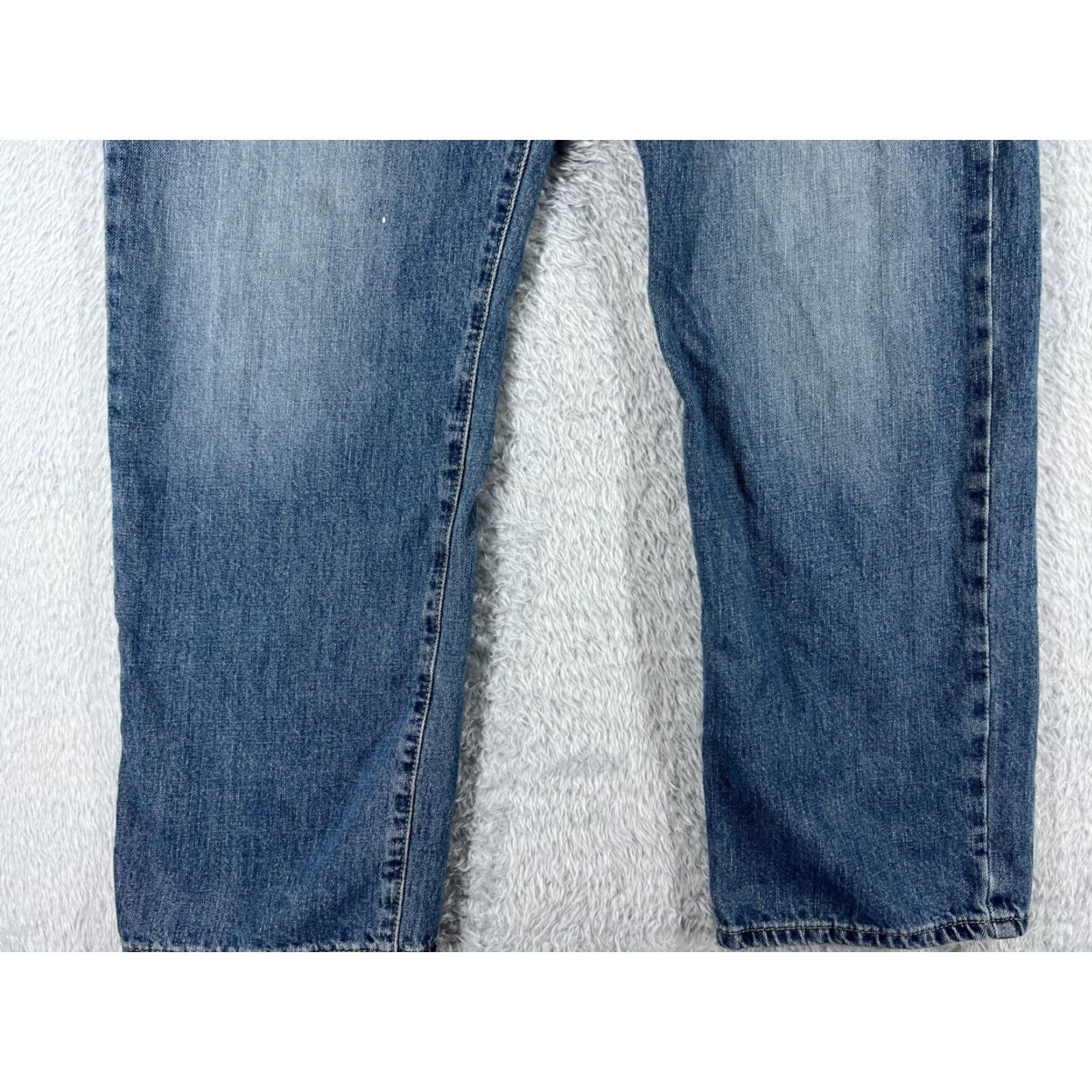 Calvin Klein VINTAGE Calvin Klein Jeans Men 36 Blue Denim Relaxed Straight Leg Cotton 31x29 5-Pocket Design Distressed Flame-Resistant Blue Calvin Klein Jeans Mens Size US 36 / EU 52 - 2 Thumbnail