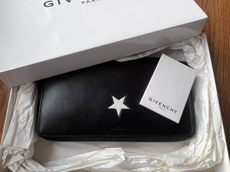Givenchy Givenchy Classic Logo Print 2506-Nextarrow Size ONE SIZE - 8 Thumbnail