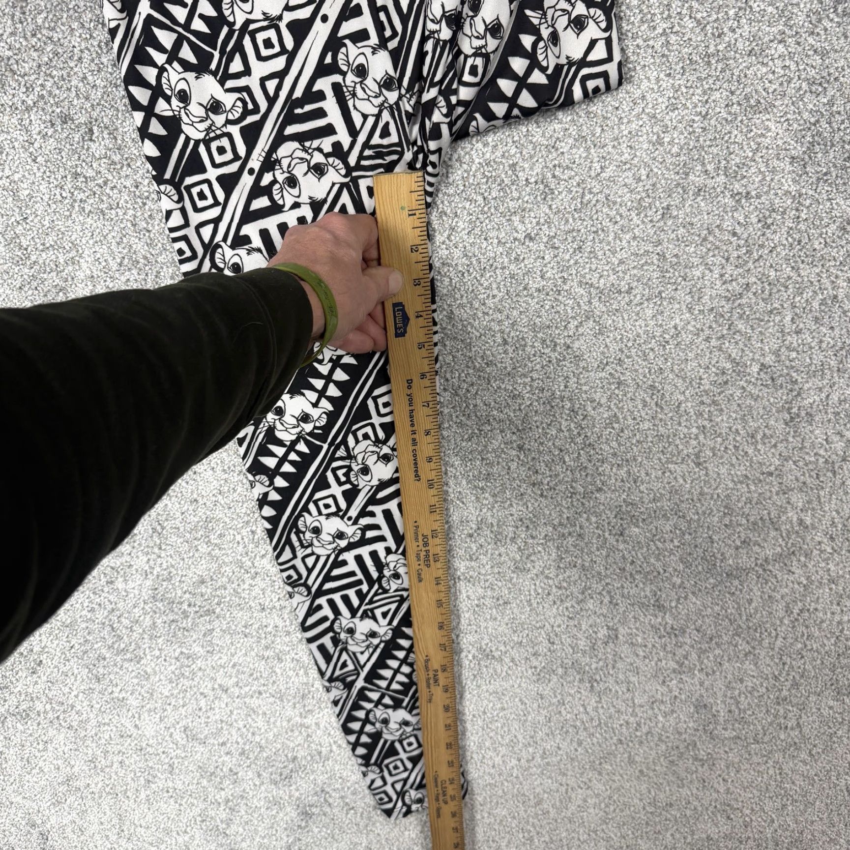Disney Disney Lion King Simba Leggings Womens S Ankle Black White Pattern Aztec Bohemian Cartoon 90s / 00s Style Boys Girls Mens? Size 28" / US 6 / IT 42 - 4 Thumbnail