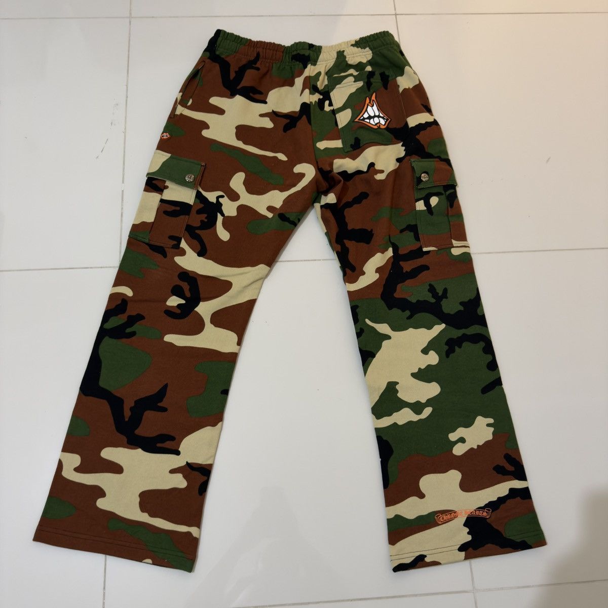 Chrome Hearts CHROME HEARTS MATTY BOY CAMO CARGO SWEATPANTS 🚫READ DESCRIPT Size US 36 / EU 52 - 12 Thumbnail