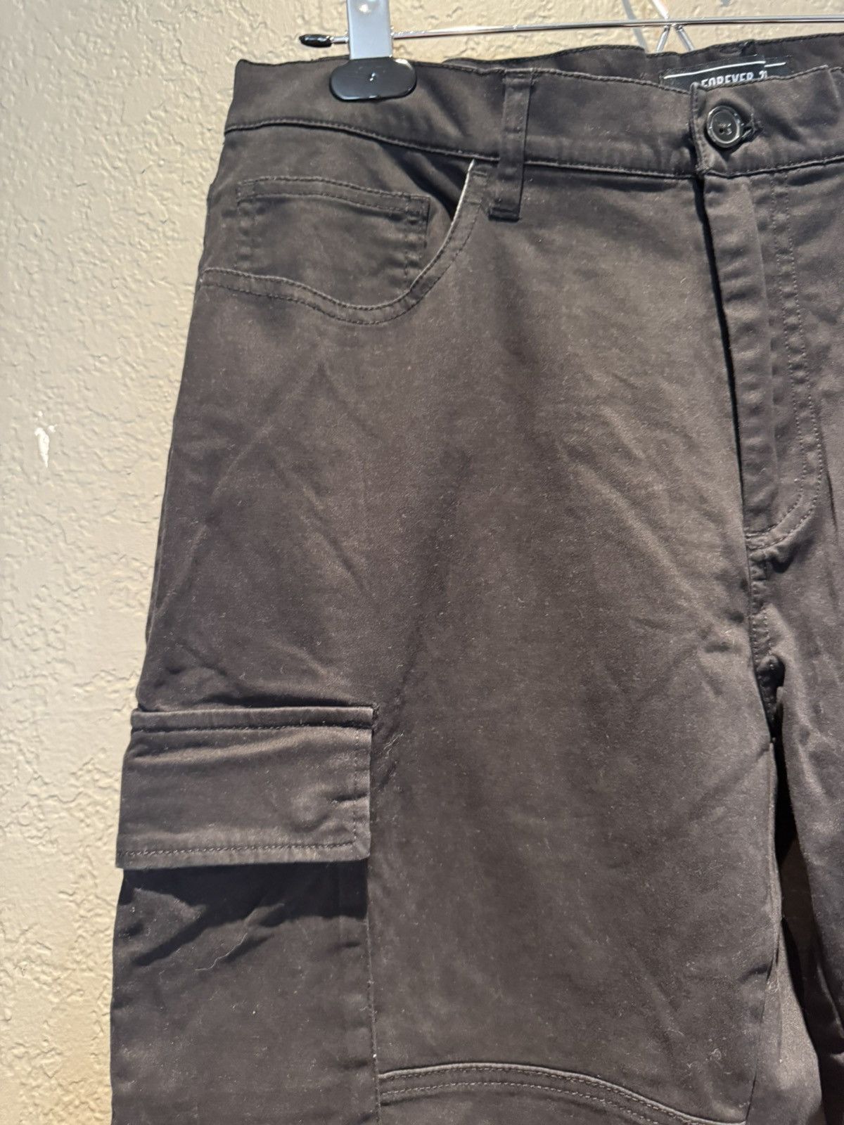 Forever 21 Forever 21 Parachute Balloon Cargo Cuff Pants Black Cotton Size US 30 / EU 46 - 3 Thumbnail