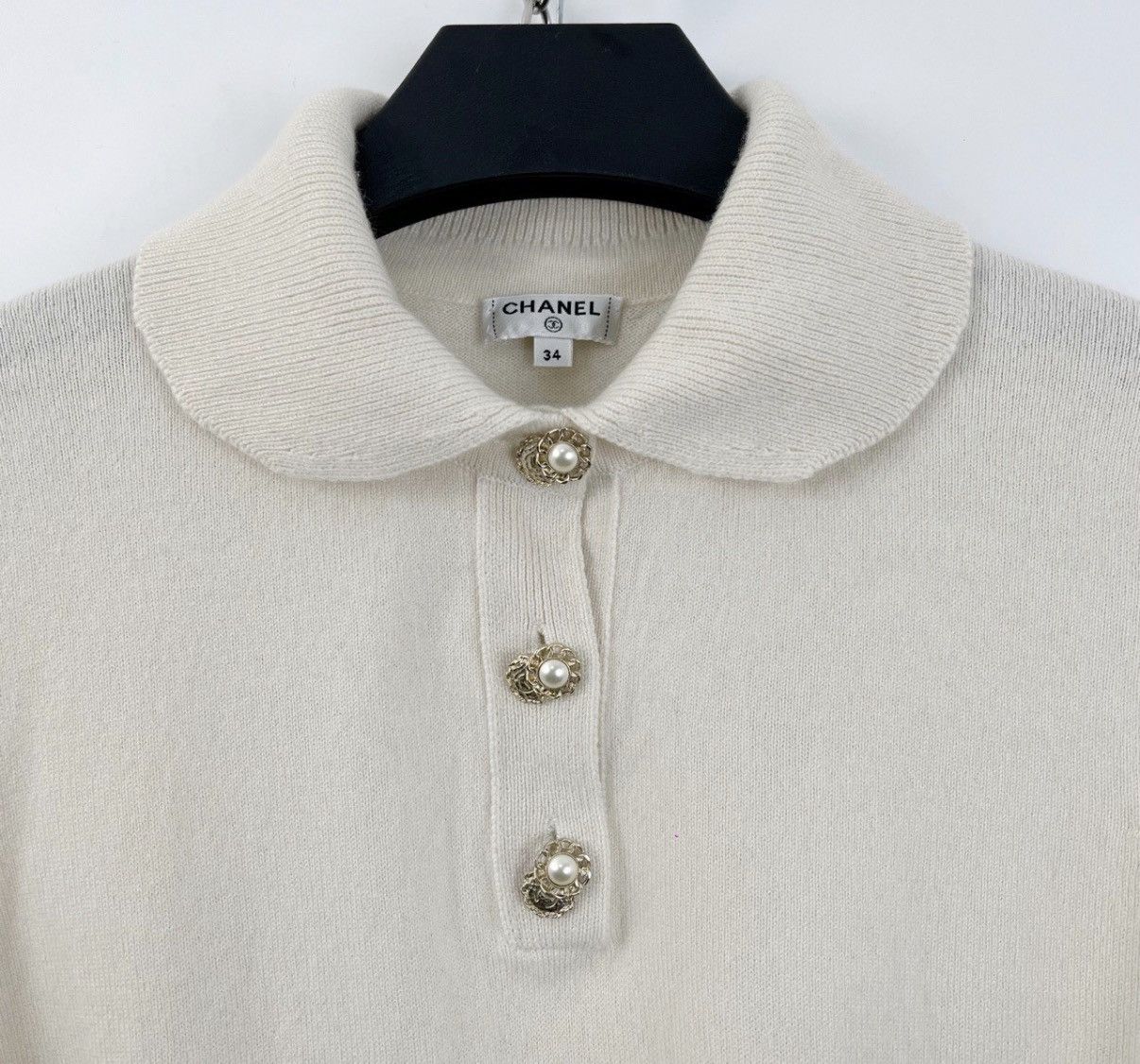 Chanel Chanel/Off-White Pearl Button Lapel Knit Short Sleeve K12 Size XXS / US 00 / IT 34 - 3 Thumbnail