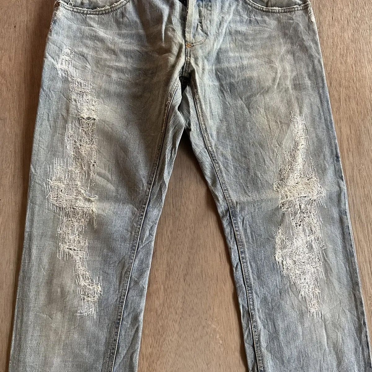 Dolce & Gabbana SICKSS 💥 VTG DOLCE&GABBANA DISTRESSED DENIM LIGHTWASH PANT Size US 34 / EU 50 - 3 Thumbnail