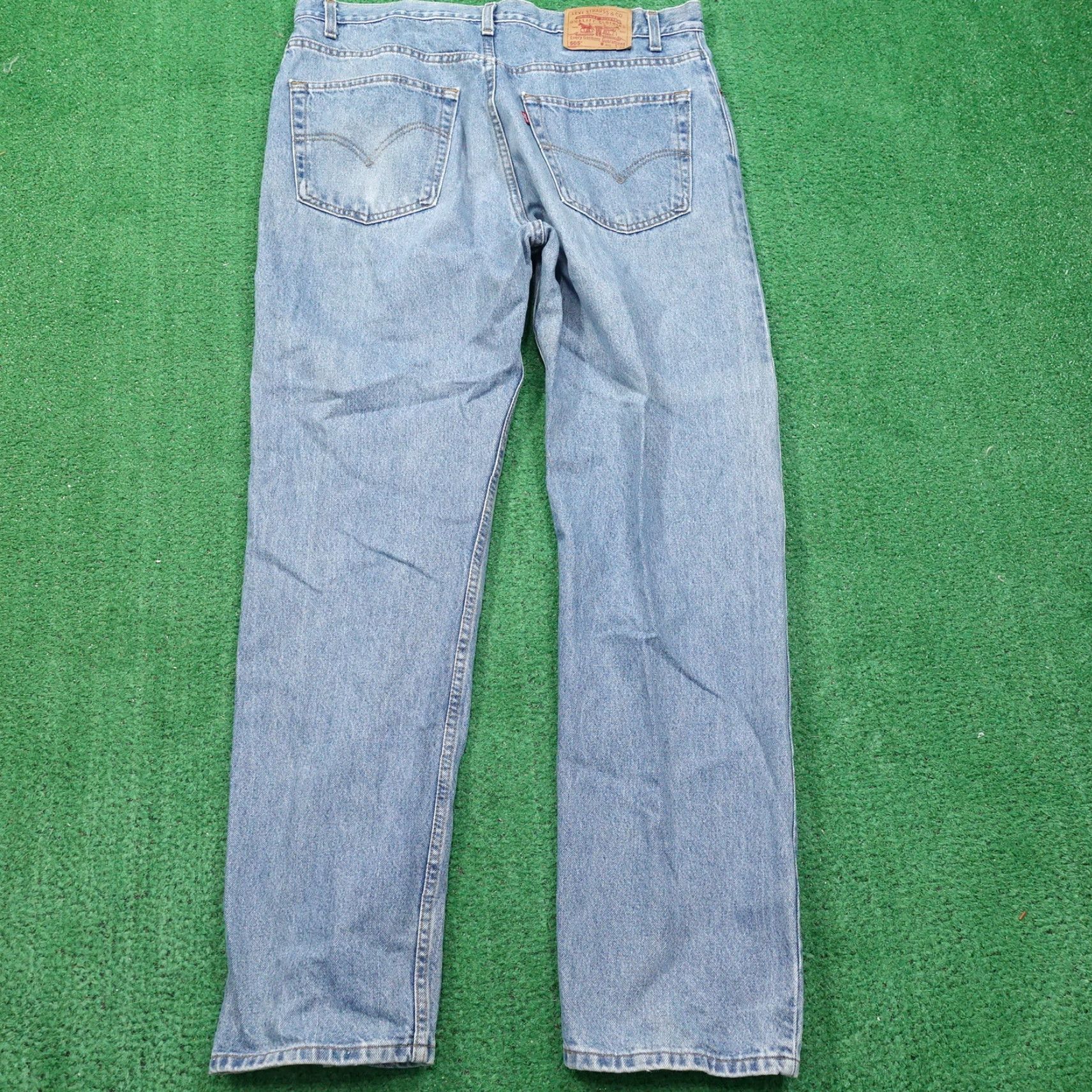 Levi's VINTAGE LEVI'S 505 STRAIGHT LEG BLUE JEANS MENS 38X32 Size US 38 / EU 54 - 5 Thumbnail