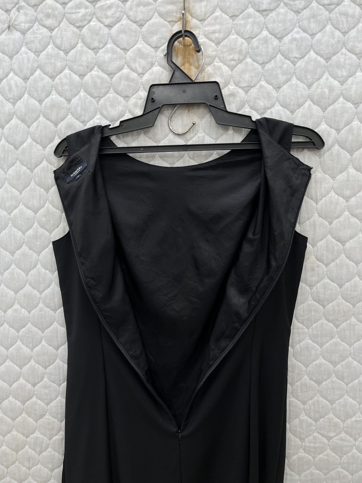 Burberry 🔥🔥🔥STEALS BURBERRY LONDON BLACK DRESS Size S / US 4 / IT 40 - 11 Thumbnail