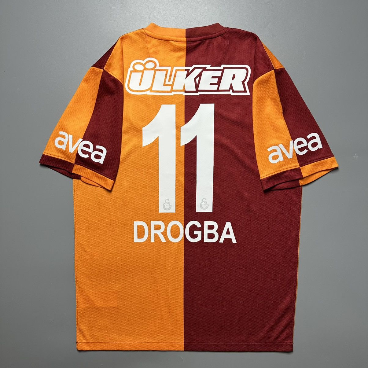 Nike GALATASARAY NIKE 2013/2014 FOOTBALL HOME JERSEY #11 DROGBA Size US M / EU 48-50 / 2 - 1 Thumbnail