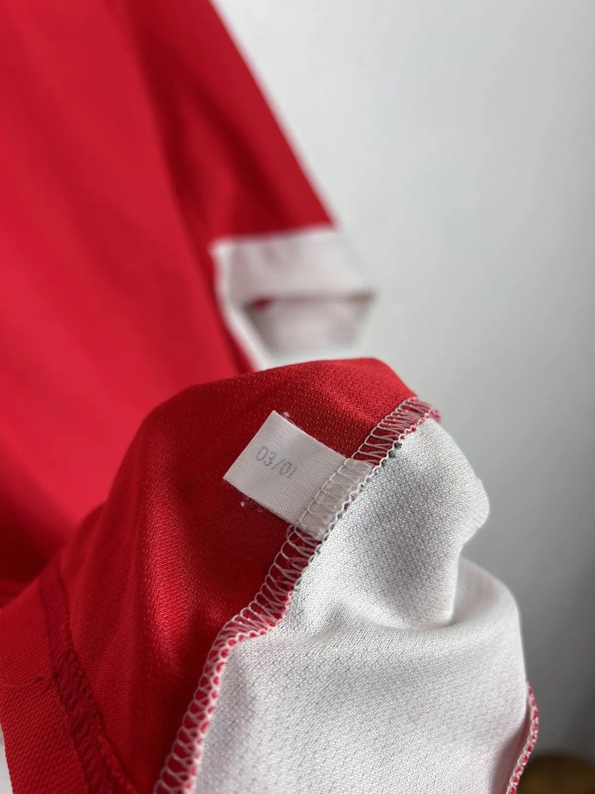 Adidas Vintage Adidas SL Benfica 2001/02 Home Kit Soccer Jersey Size US XS / EU 42 / 0 - 10 Thumbnail