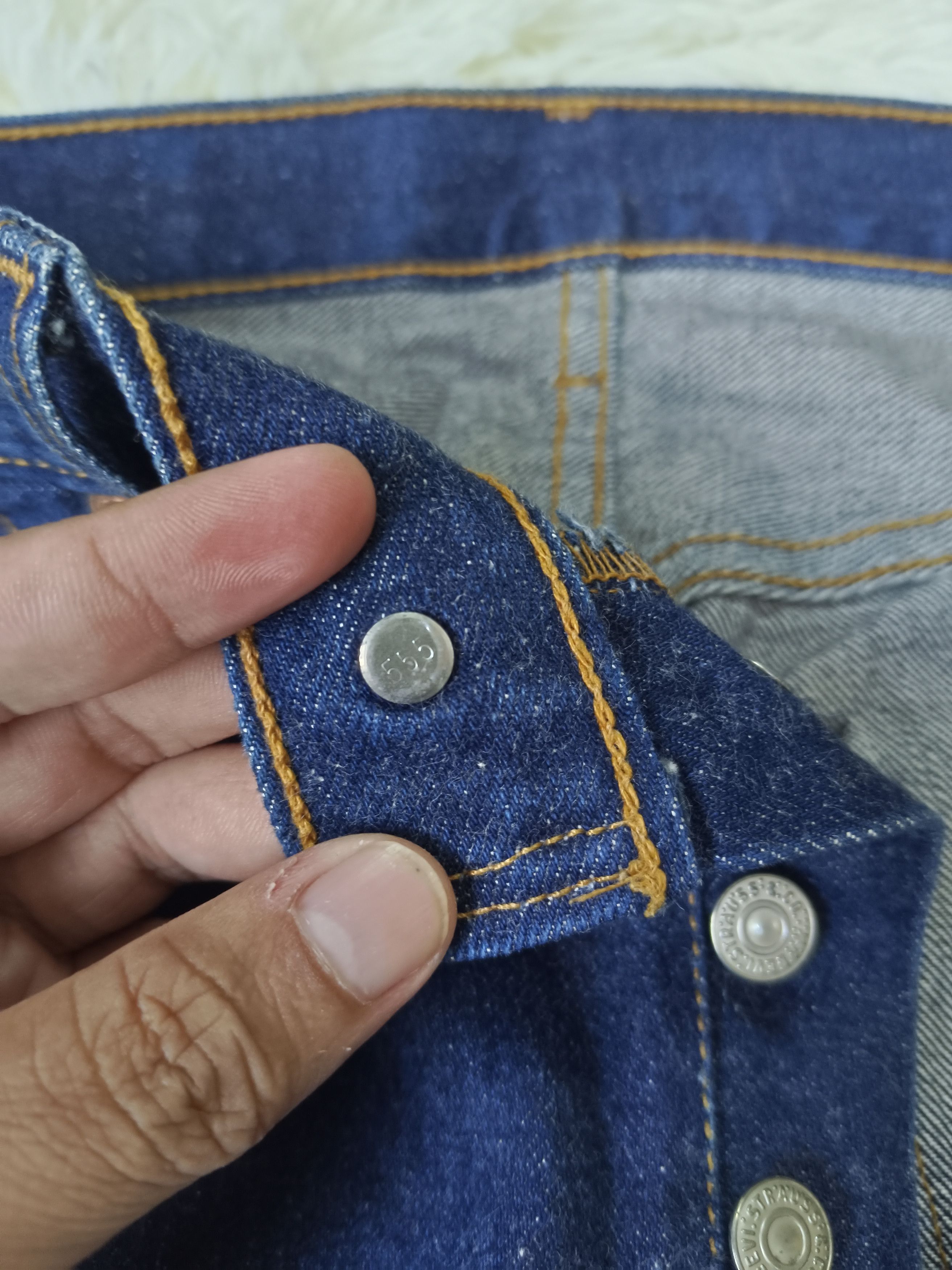 LEVIS VINTAGE 90s 501 BIG E