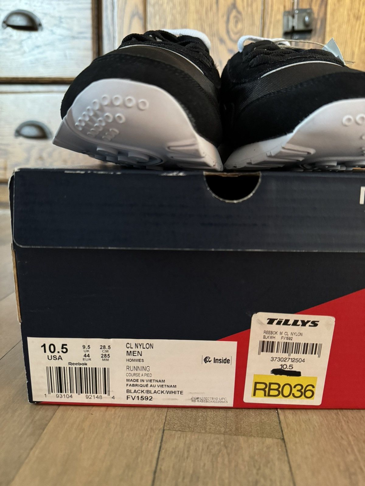 Reebok Reebok Classic Nylon - Black/Black/White Size US 10.5 / EU 43-44 - 10 Thumbnail