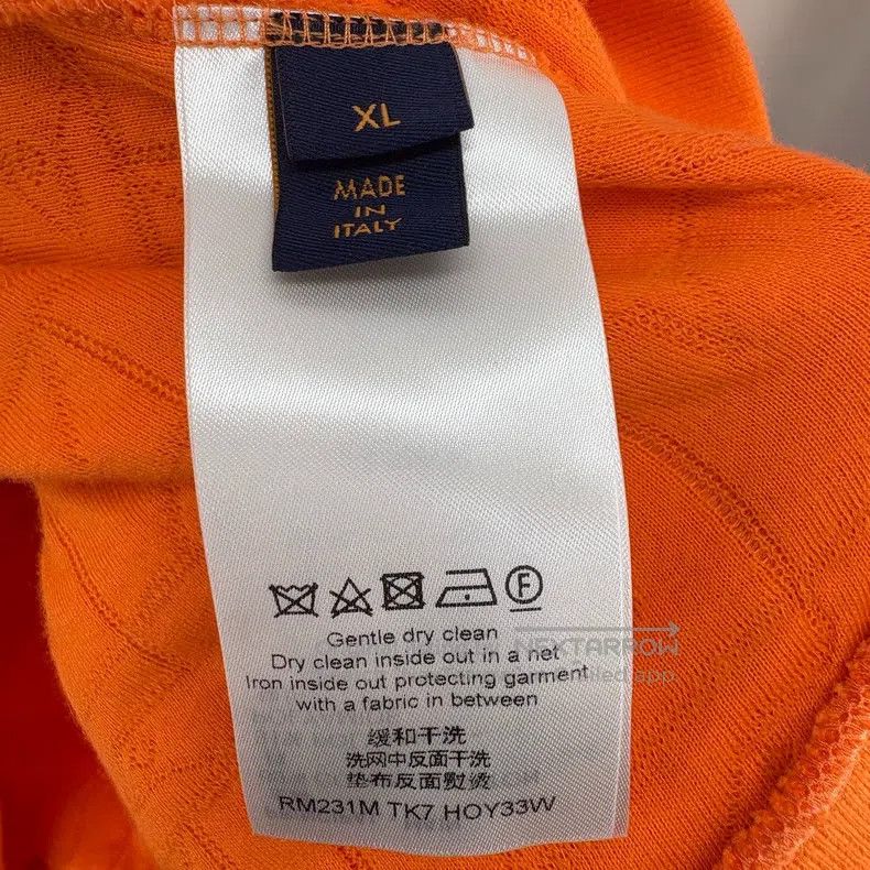 Louis Vuitton Louis Vuitton Orange embossed logo sweatshirt Size US XL / EU 56 / 4 - 6 Thumbnail