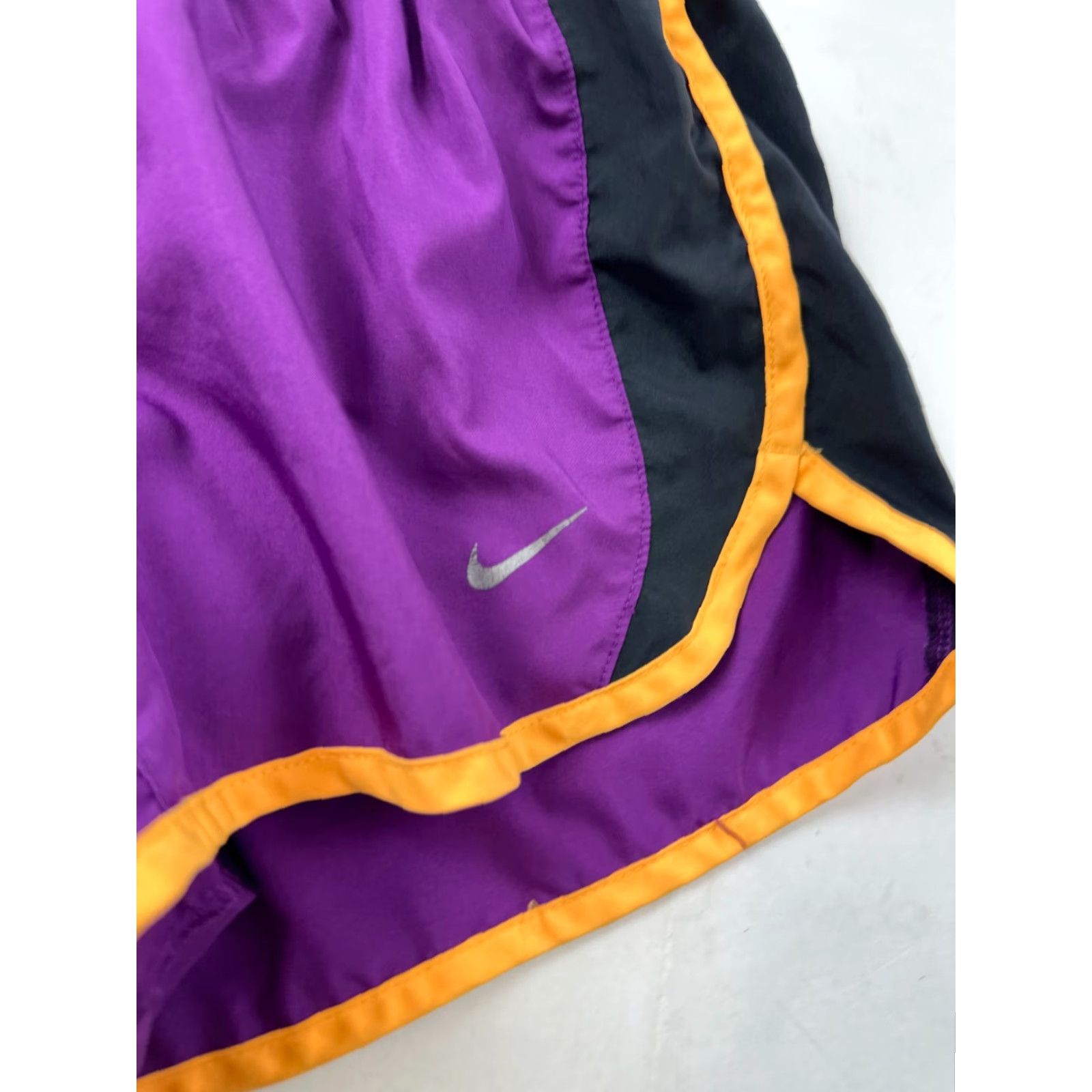 Nike Nike Shorts Womens XS Purple Black Dri-Fit Running 3" Inseam 613542-519 Size 26" / US 2 / IT 38 - 3 Thumbnail