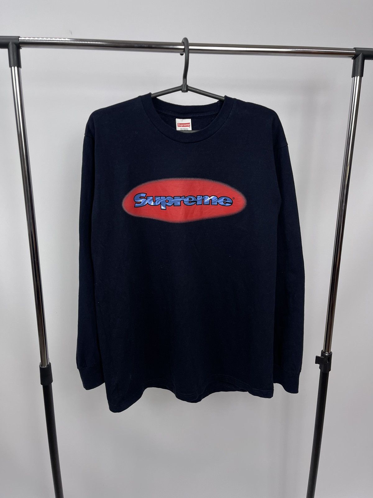 Supreme Supreme 2018 Oval Logo Ripple Long Sleeve T Shirt Size M Size US M / EU 48-50 / 2 - 1 Thumbnail