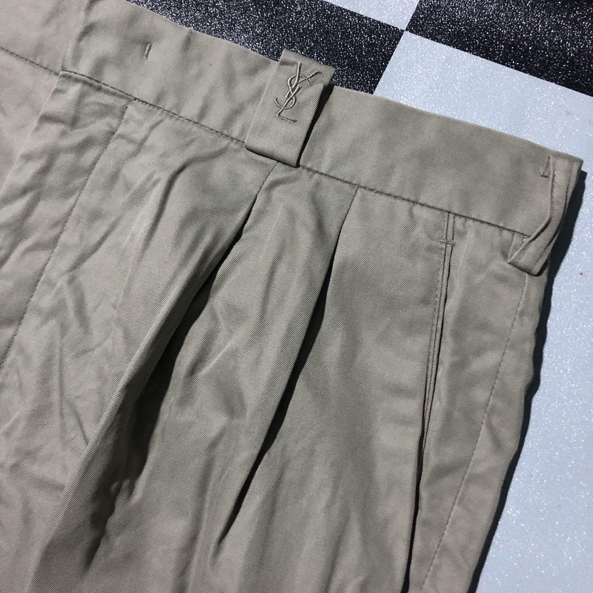 Yves Saint Laurent Yves Saint Laurent Casual Pants Size US 36 / EU 52 - 2 Thumbnail