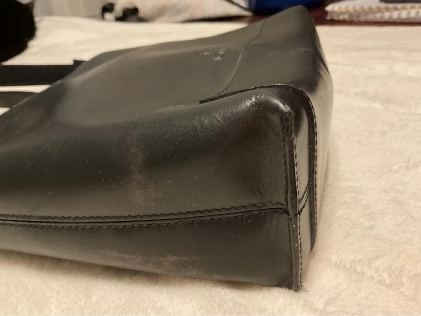 Aigner Aigner designer leather black shoulder purse bag Size ONE SIZE - 4 Thumbnail