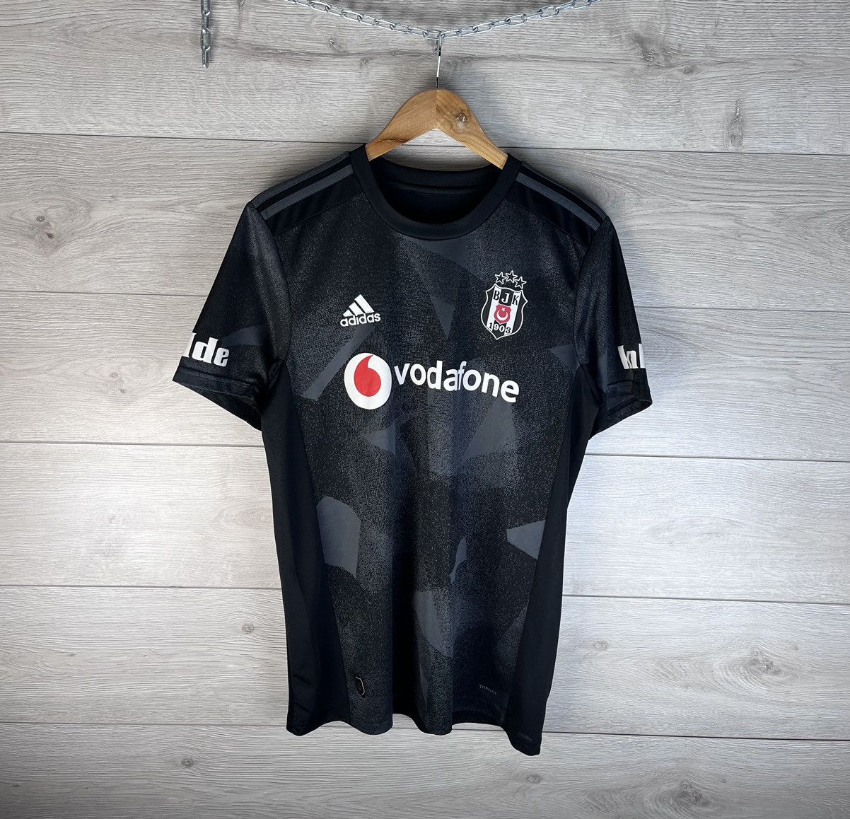 Adidas Men’s soccer jersey Adidas Fc Besiktas 19/20s size m Size US M / EU 48-50 / 2 - 1 Thumbnail