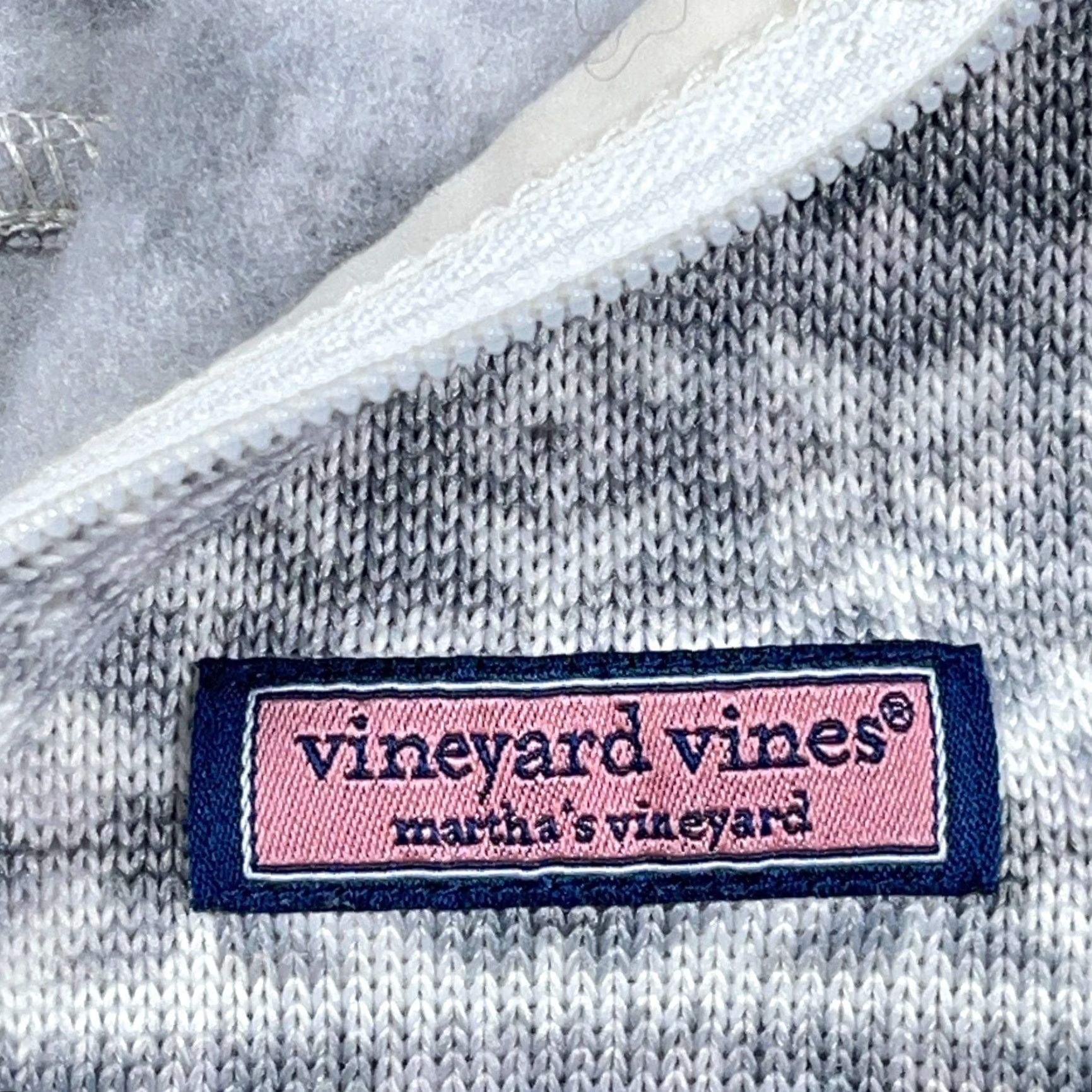 Vineyard Vines Vineyard Vines Sweater Women Small Gray Pullover Quarter Zip Sweatshirt Size S / US 4 / IT 40 - 4 Thumbnail