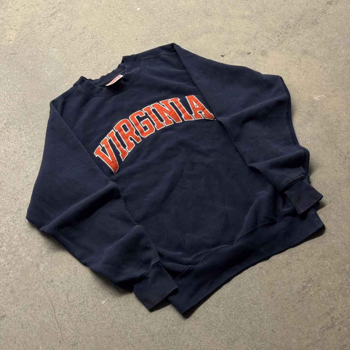 Vintage Vintage 90s Y2K Virginia Spellout Crewneck Sweatshirt Navy Size US S / EU 44-46 / 1 - 1 Thumbnail