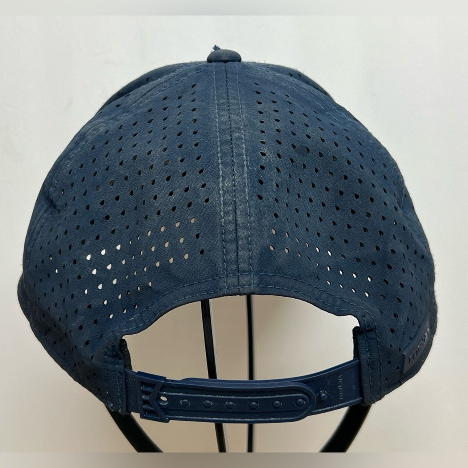 melin Melin A-Game Hydro Hat Water Resistant Cap Navy Dog Logo Size ONE SIZE - 4 Thumbnail