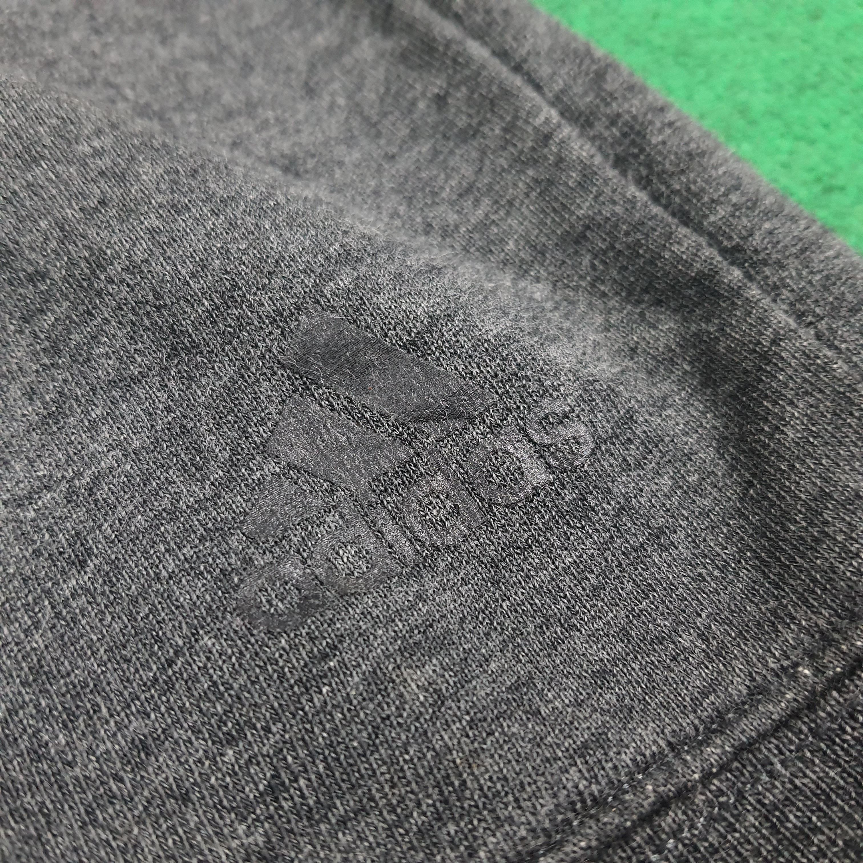 Adidas Vintage Adidas Custom Yohji Yamamoto Logo Sweatshirt C279N3 Size US M / EU 48-50 / 2 - 7 Thumbnail