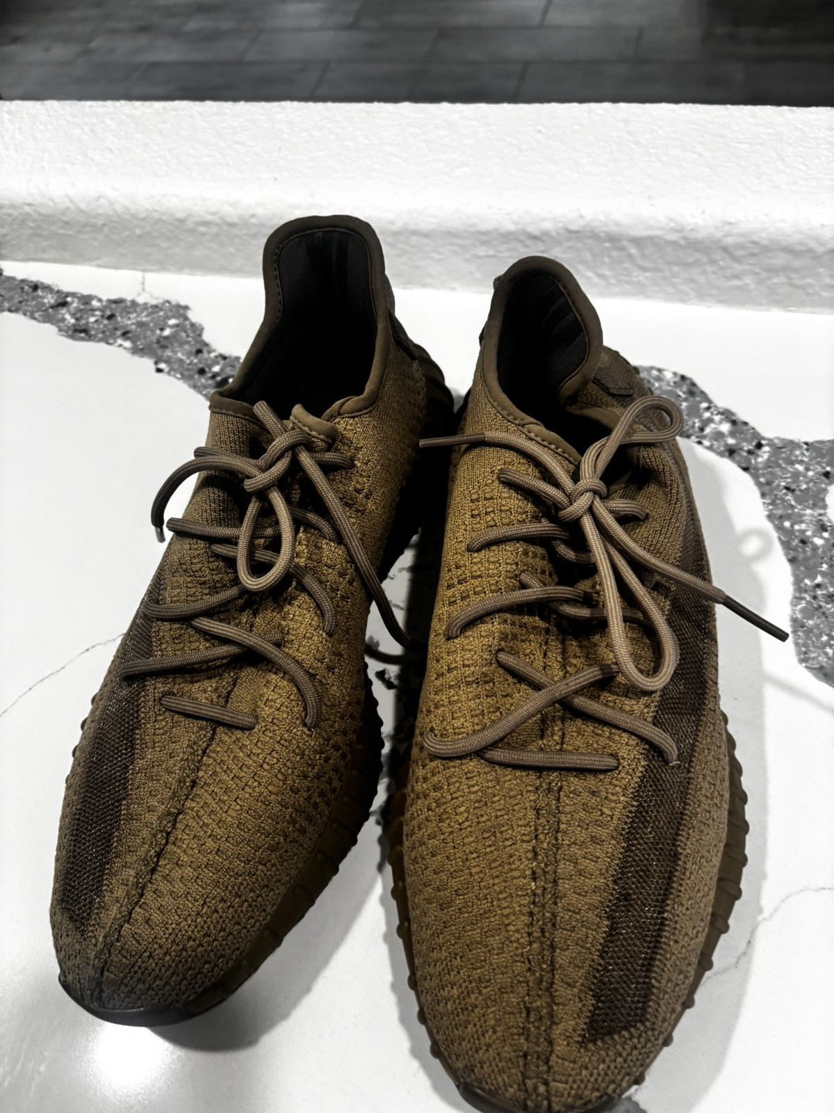 Yeezy Yeezy 350 boost v2 earth size 13 men Size US 13 / EU 46 - 2 Thumbnail