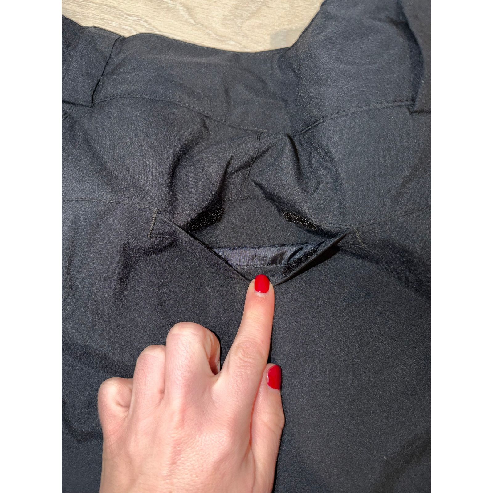 Obermeyer Obermeyer Women's Black Insulated Ski/Snow Pants SZ 16 Size 38" / US 16 / IT 52 - 7 Thumbnail