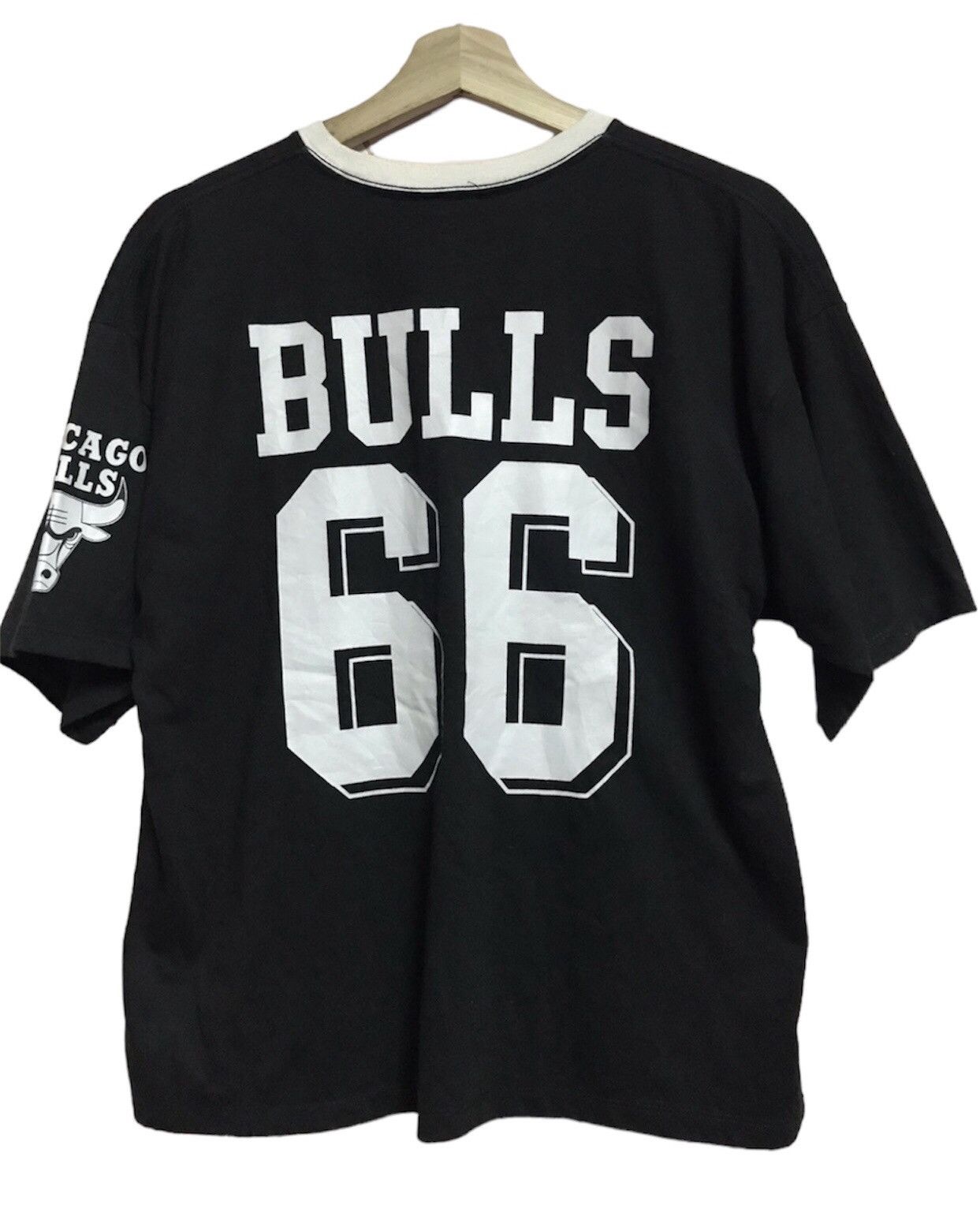 NBA Chicago Bulls Tshirt Crewneck Pullover Size US M / EU 48-50 / 2 - 2 Thumbnail