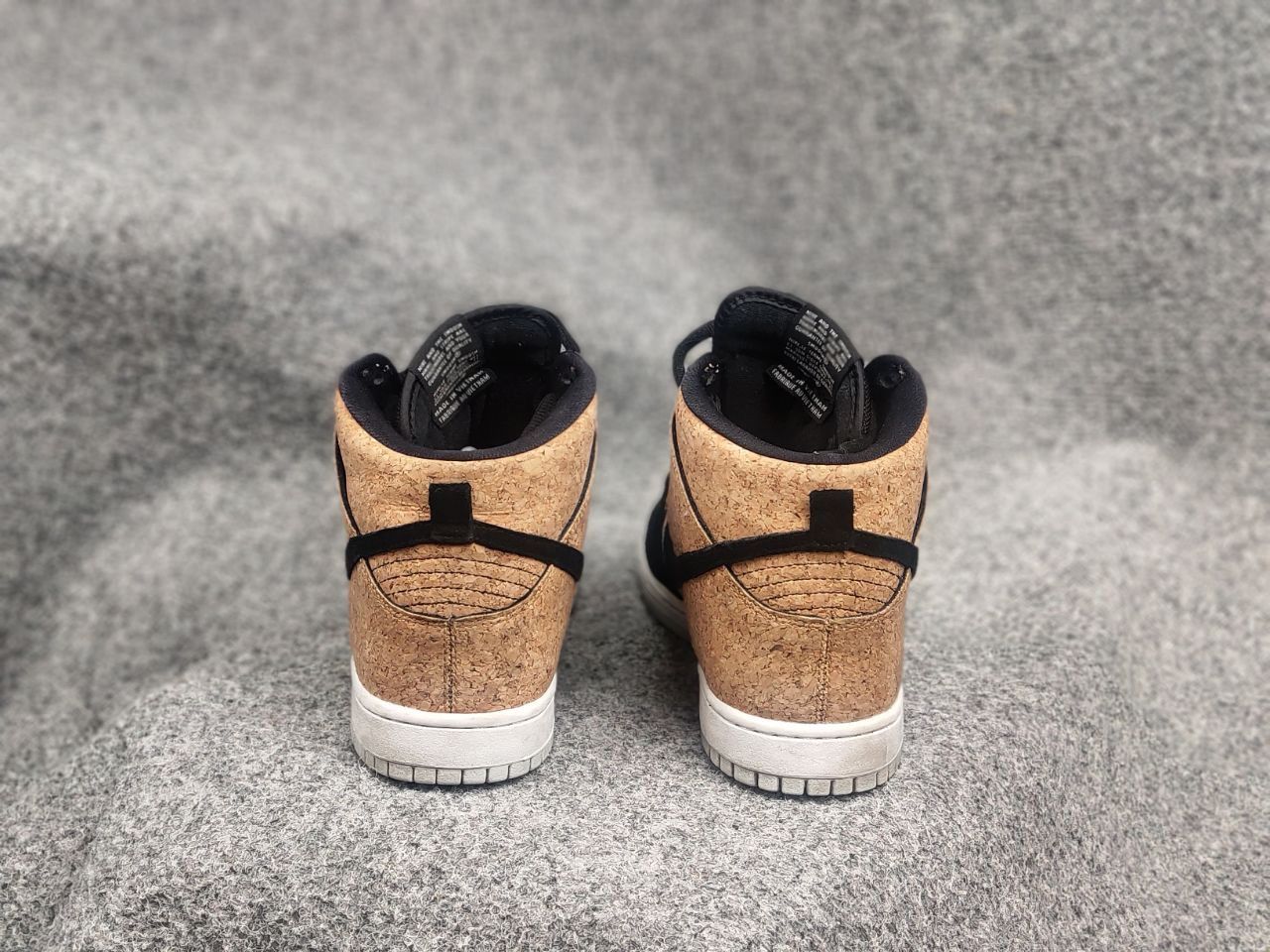 Nike Rare Nike SB Dunk High Premium SB Cork Authentic Sneakers Size US 10 / EU 43 - 13 Thumbnail