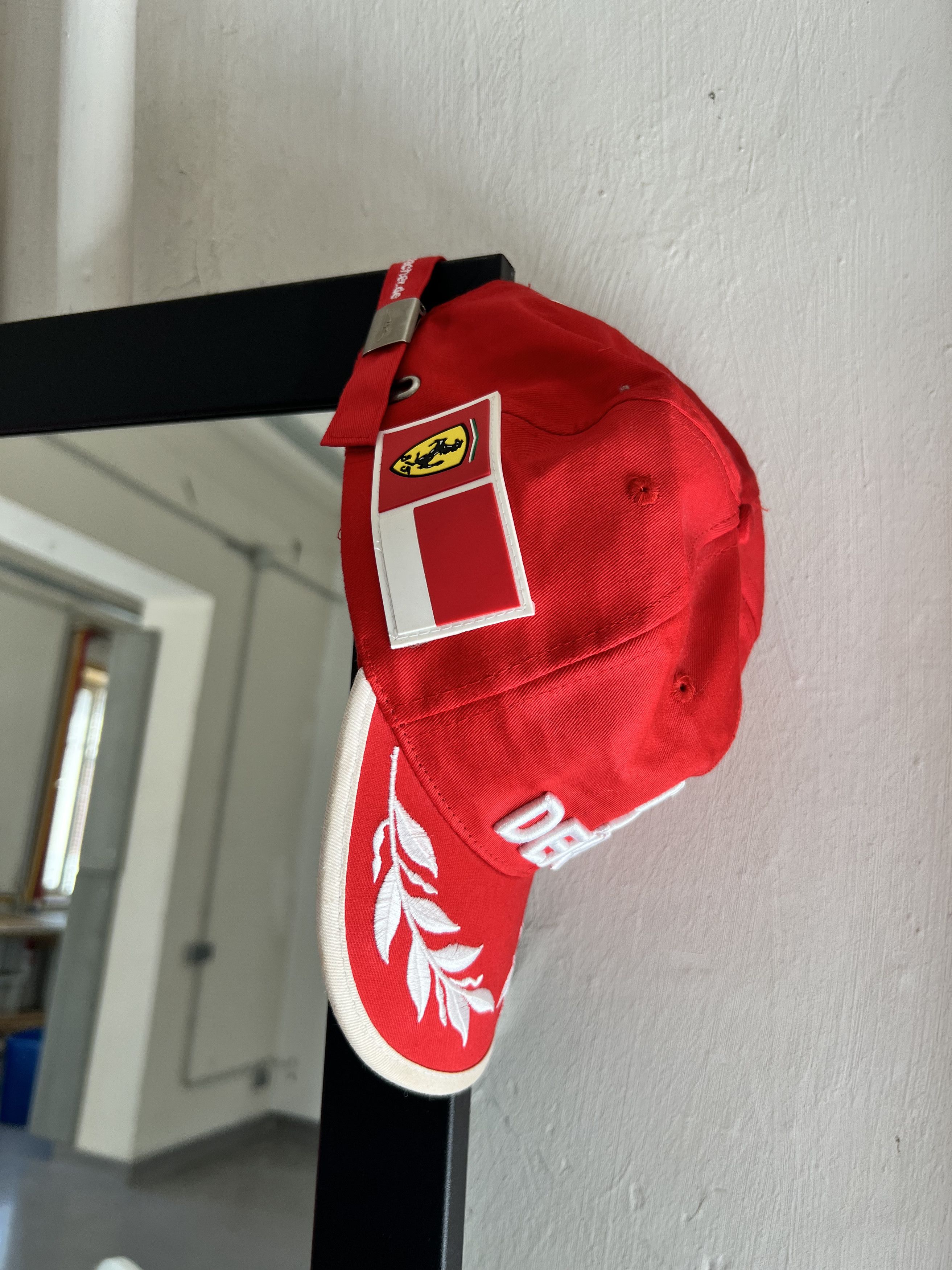 Ferrari Ferrari Schumacher Vintage Wreath Racing Cap 1990s Size ONE SIZE - 1 Thumbnail
