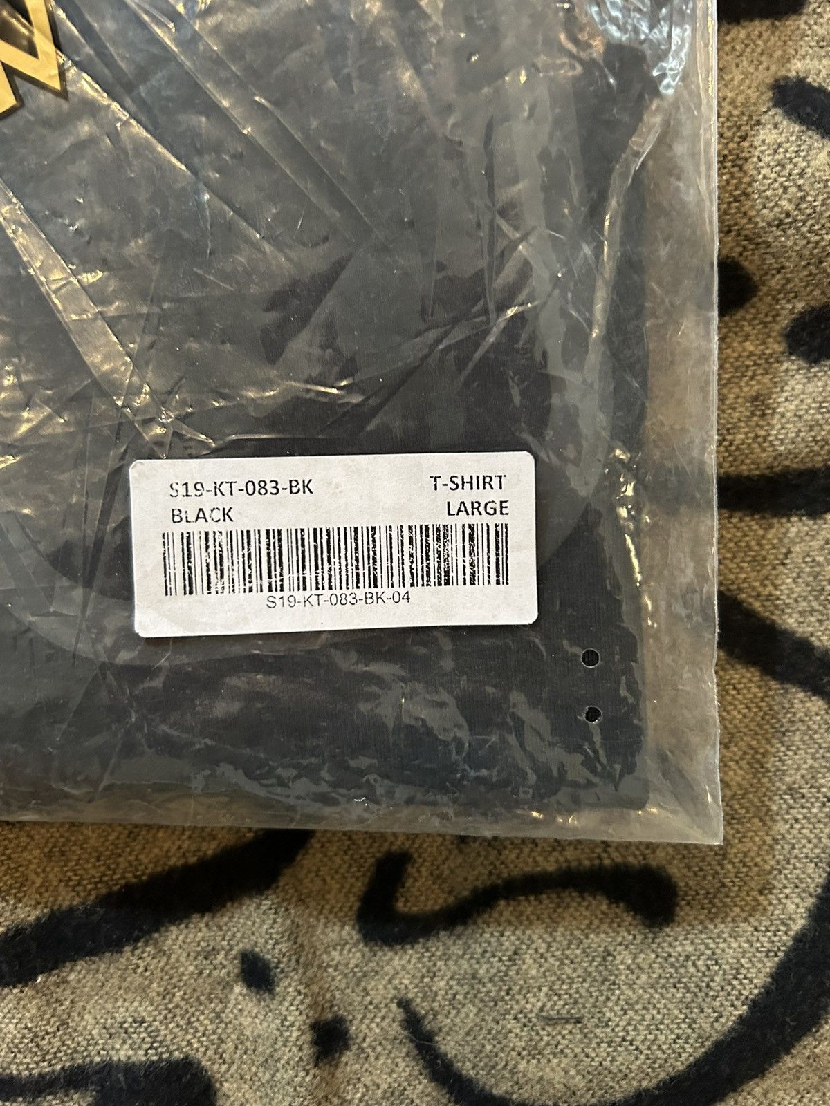 October's Very Own 2019 Reflective Pocket Tshirt Size US L / EU 52-54 / 3 - 13 Thumbnail