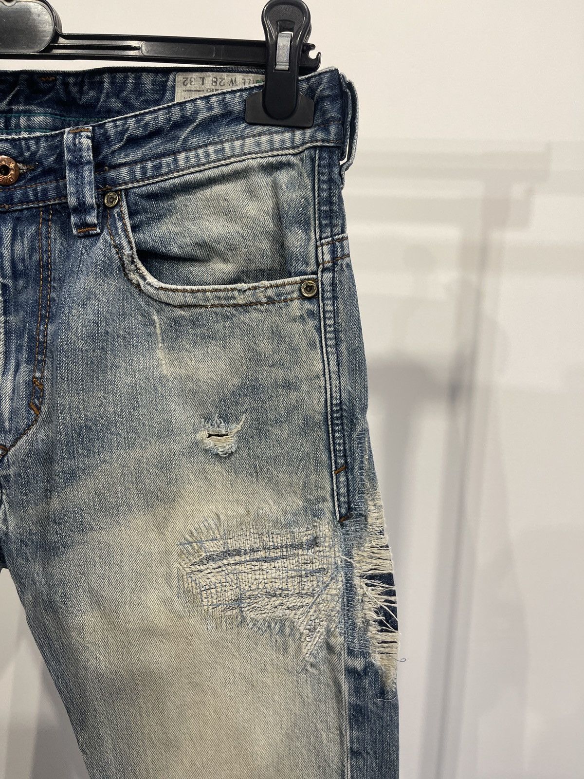 Diesel Vintage Diesel Distressed Jeans Faded Denim Pants W28 L32 Size US 28 / EU 44 - 4 Thumbnail