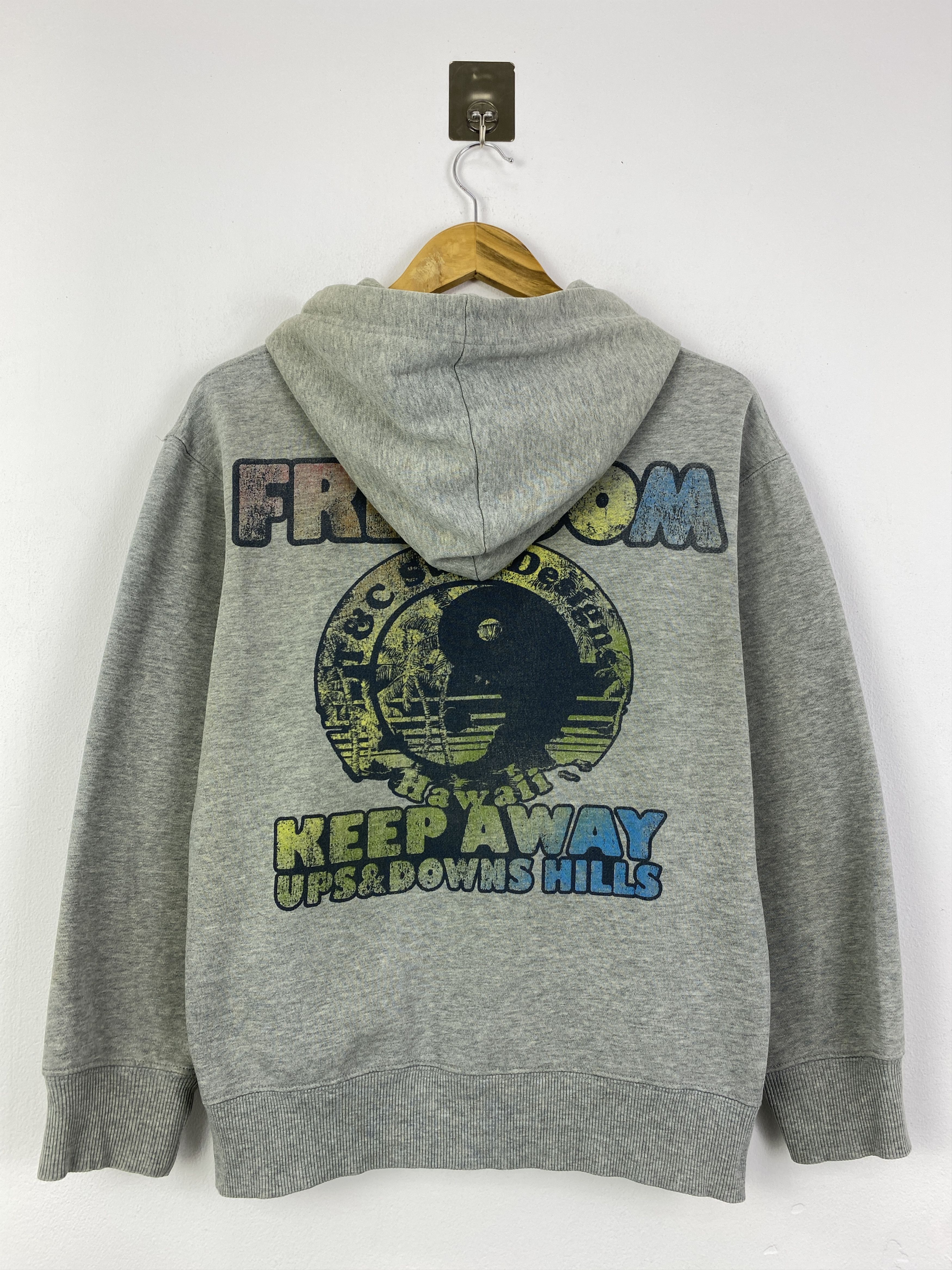 Vintage Vintage T&C Surf Designs Backhit Pullover Hoodie SH0123 Size US S / EU 44-46 / 1 - 3 Thumbnail