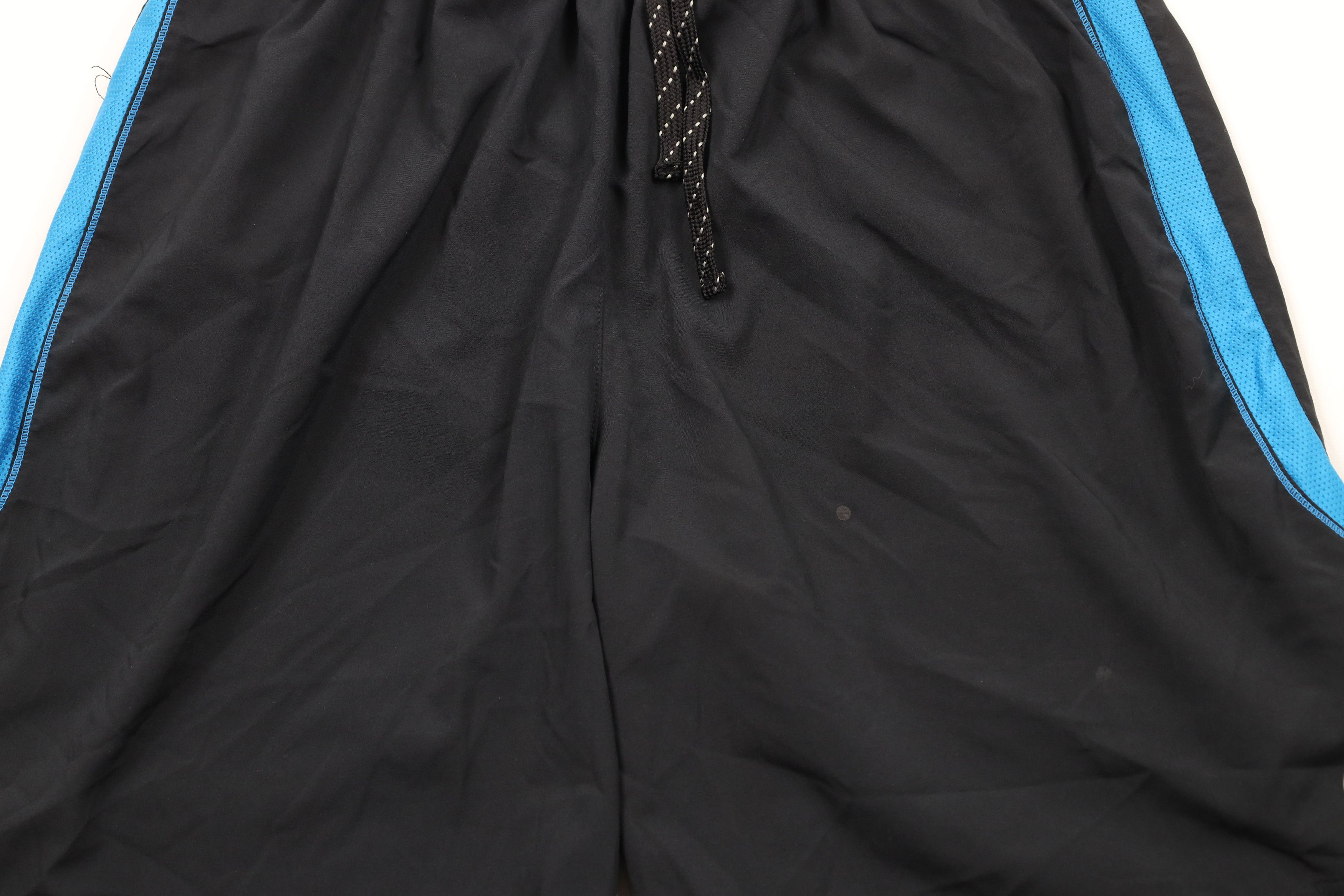 Asics × Vintage Vintage Asics Reflective Lined Gym Jogging Running Shorts Size US 34 / EU 50 - 3 Thumbnail