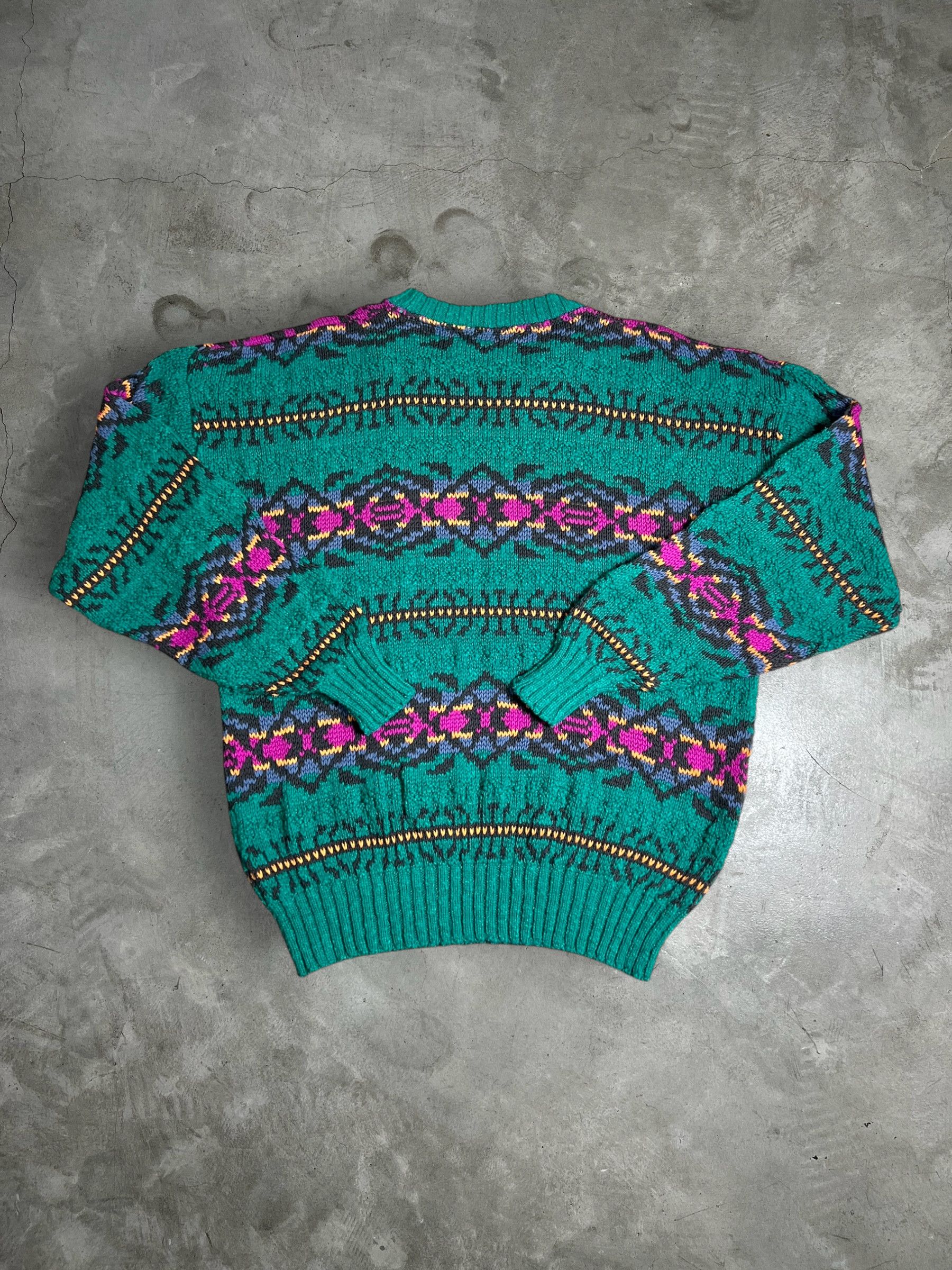 Vintage VTG American Portrait Abstract Design Sweater (XL) JKA282 Size US XL / EU 56 / 4 - 7 Thumbnail