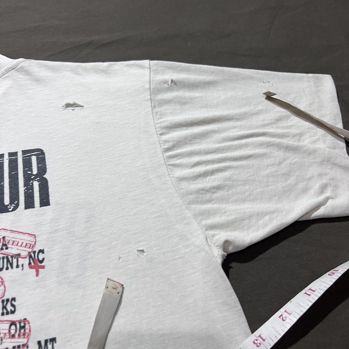 Vintage Vintage 80s Billy And The Boingers World Tour Thrashed Humor Size US M / EU 48-50 / 2 - 18 Thumbnail