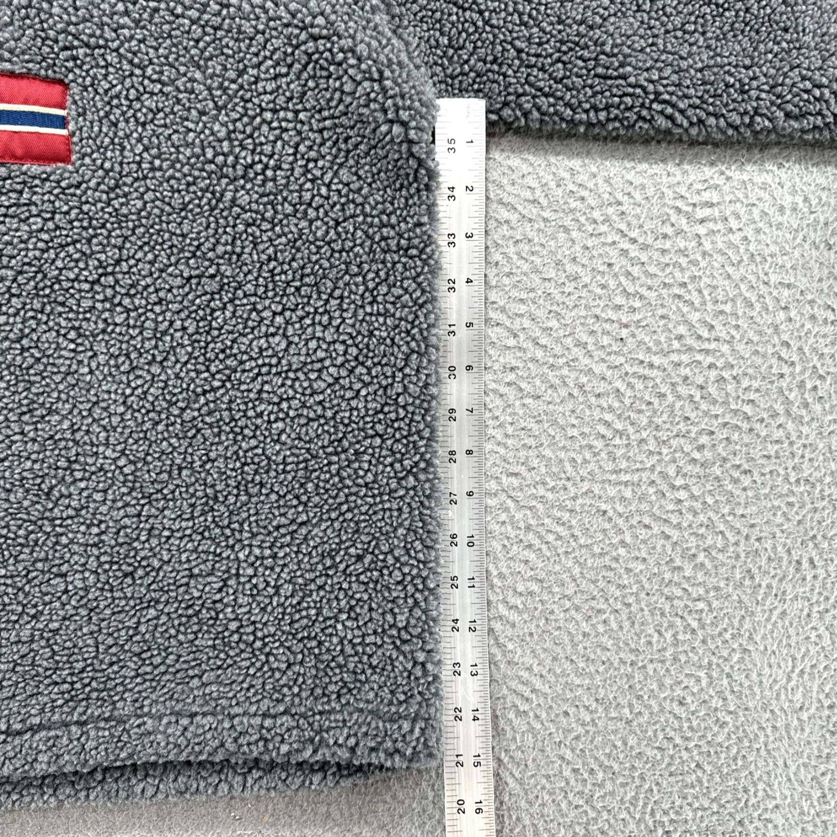 Napapijri VINTAGE Napapijri Geographic Fleece Sherpa 1/4 Zip Pullover Jacket Mens XS Gray Embroidered Logo 90s Style Jacket Mens XS Size US XS / EU 42 / 0 - 6 Thumbnail